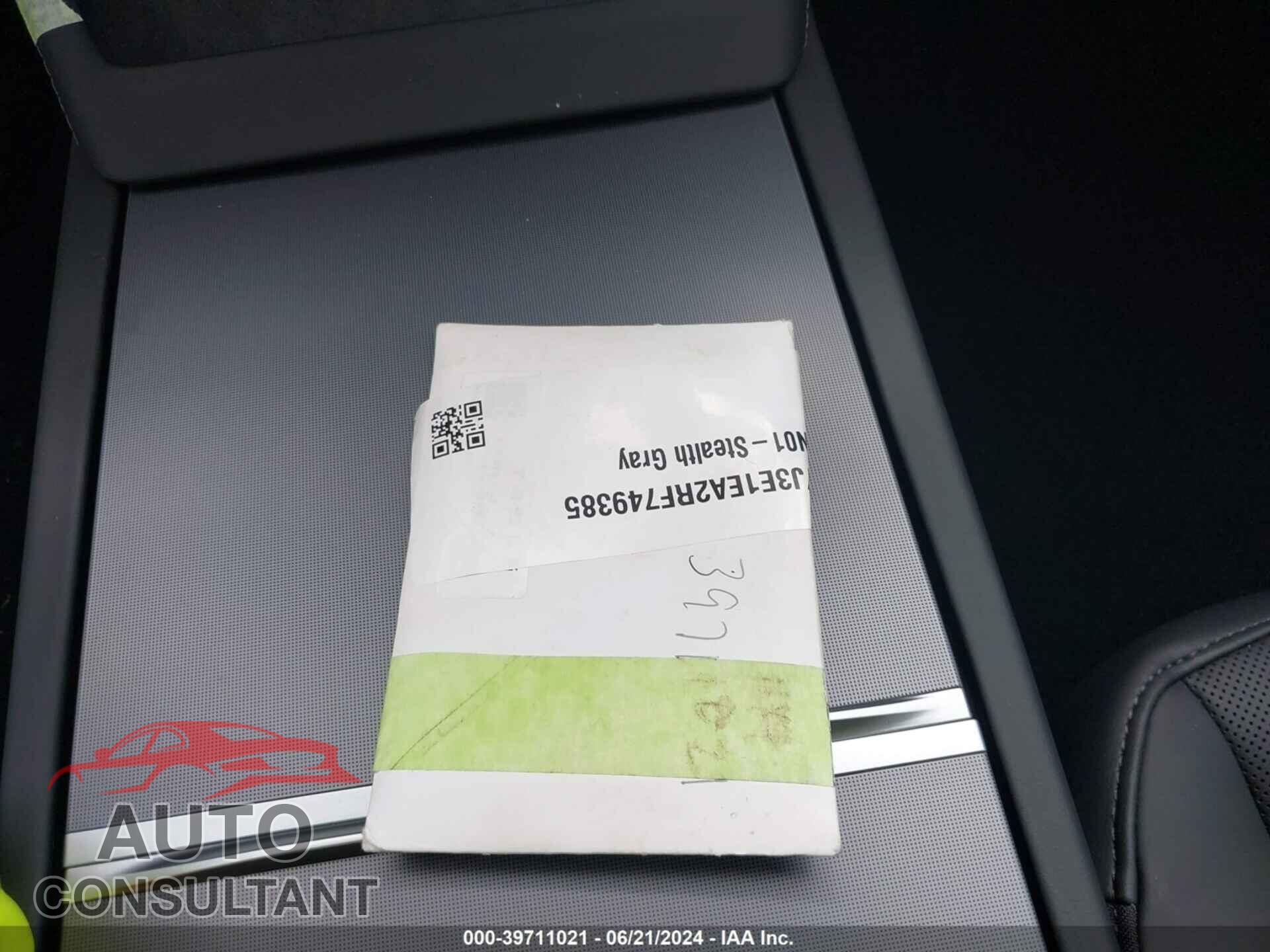 TESLA MODEL 3 2024 - 5YJ3E1EA2RF749385