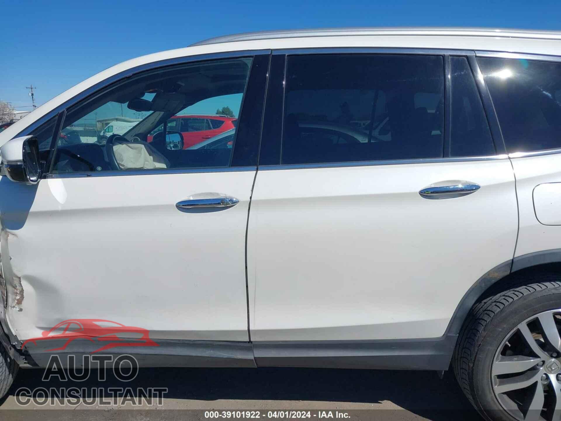 HONDA PILOT 2016 - 5FNYF6H95GB025480