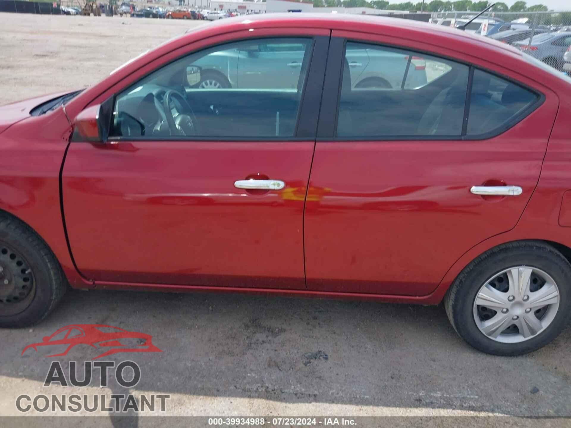 NISSAN VERSA 2019 - 3N1CN7AP7KL861705
