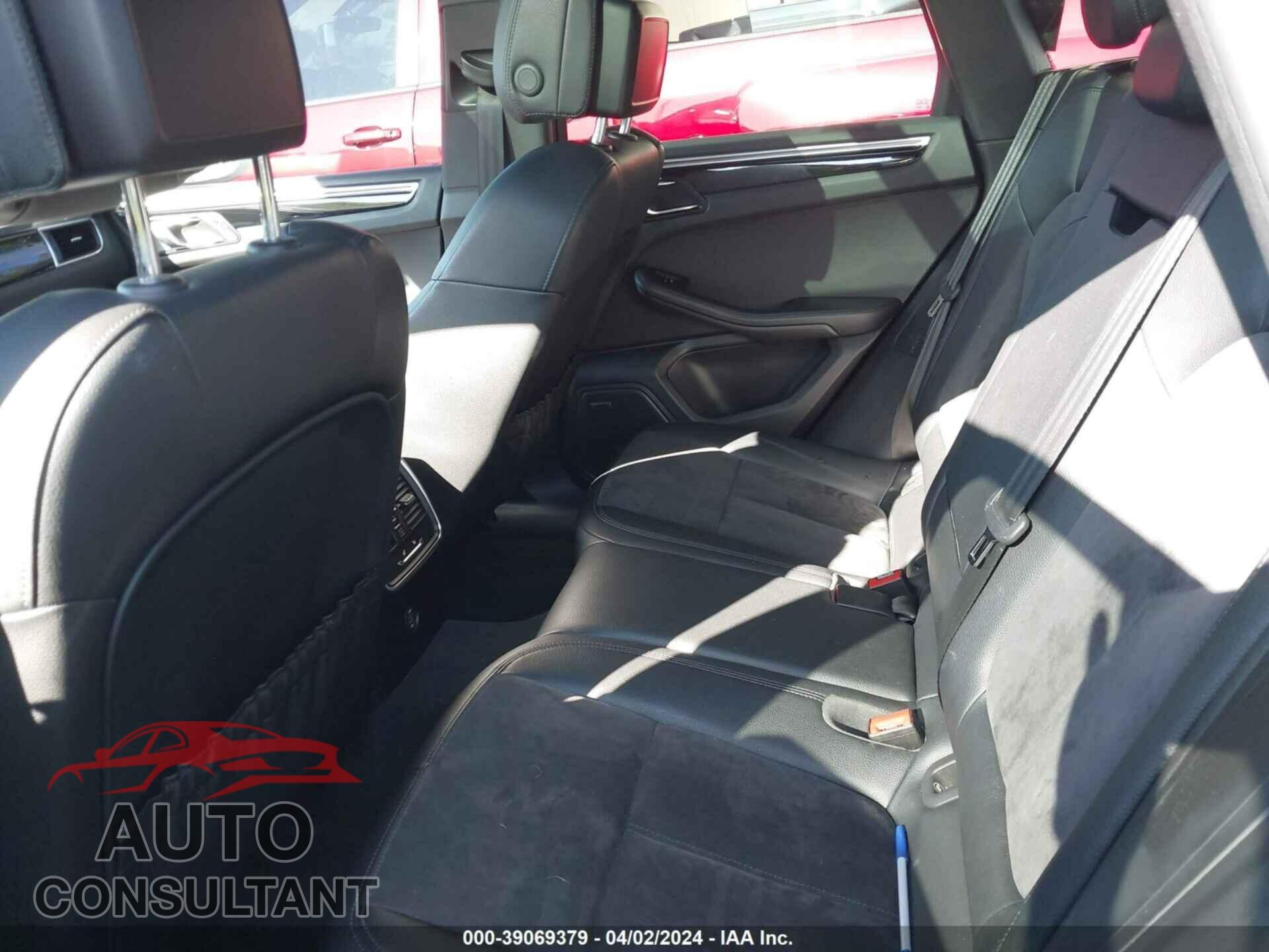 PORSCHE MACAN 2017 - WP1AB2A56HLB19667