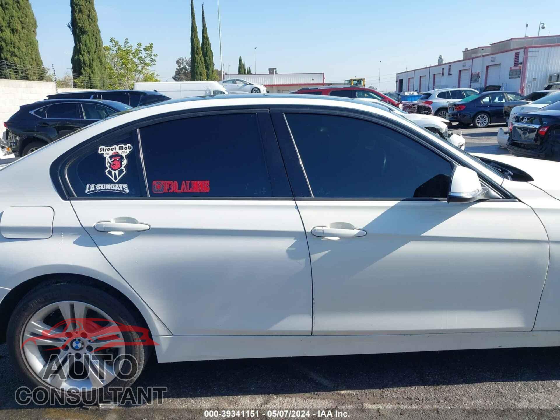 BMW 328I 2016 - WBA8E9G52GNT46099