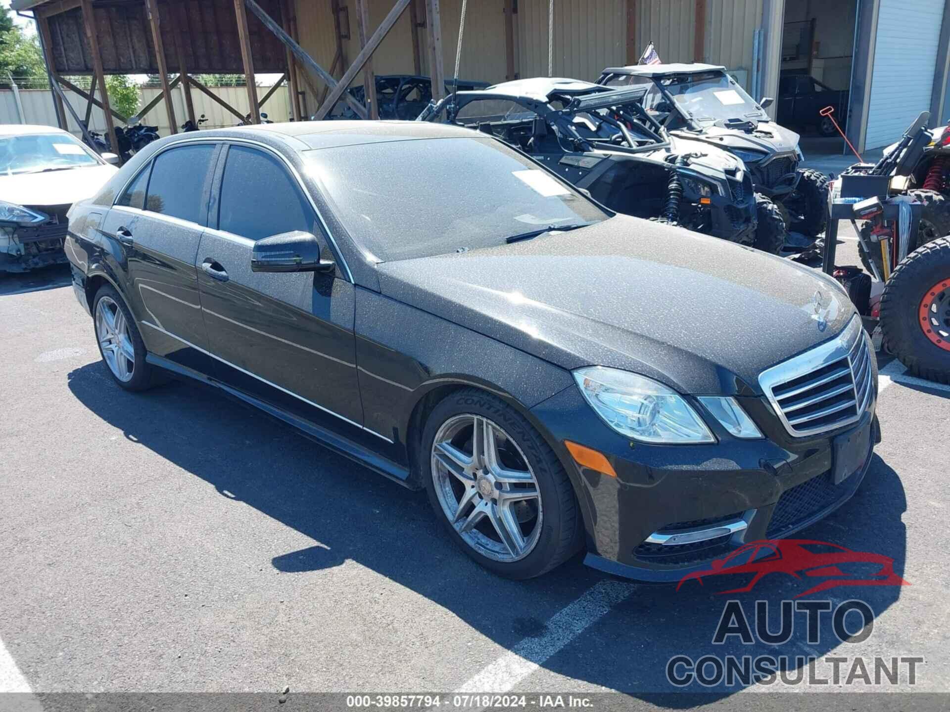 MERCEDES-BENZ E 350 2013 - WDDHF5KB1DA671261