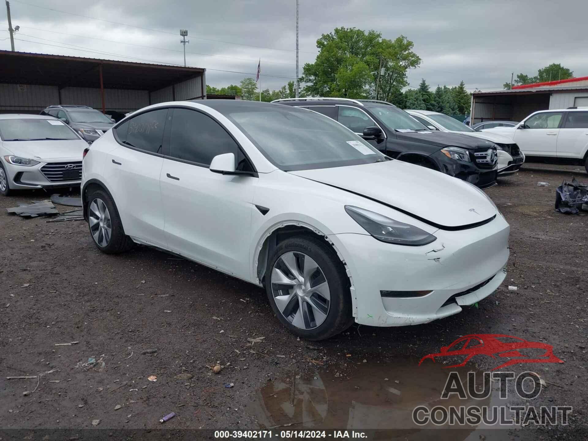 TESLA MODEL Y 2023 - 7SAYGDEE9PF759495