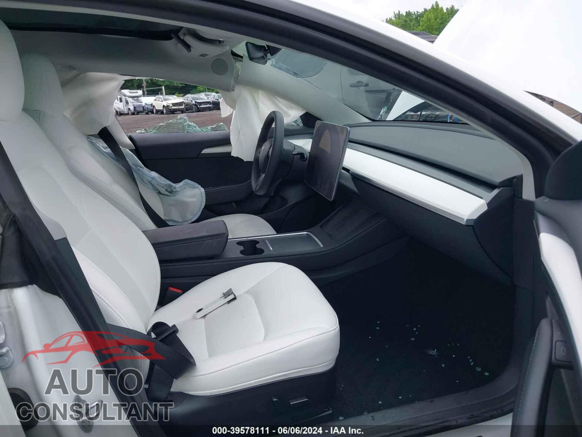 TESLA MODEL 3 2023 - 5YJ3E1EA8PF425385