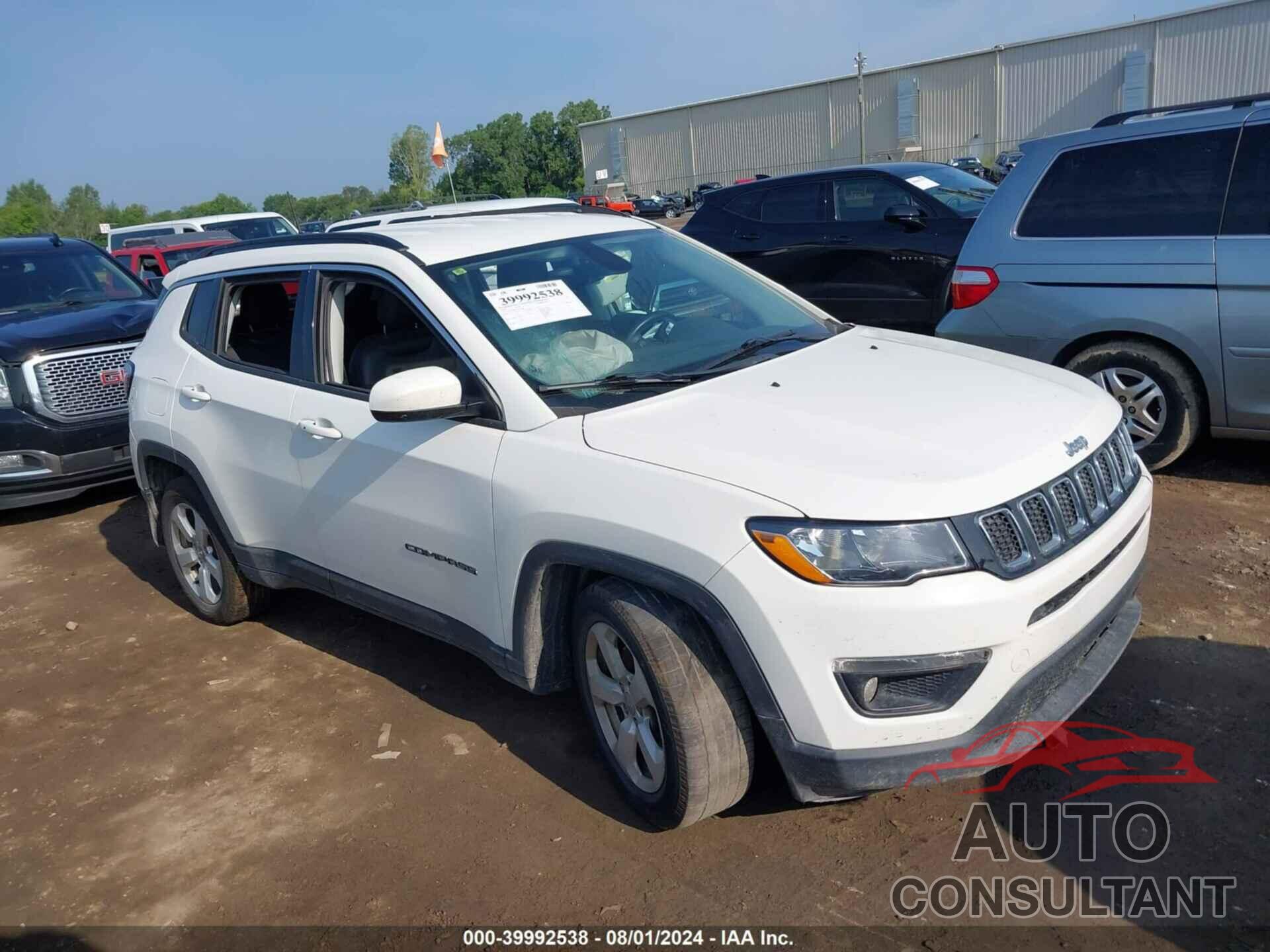 JEEP COMPASS 2018 - 3C4NJDBB7JT113280