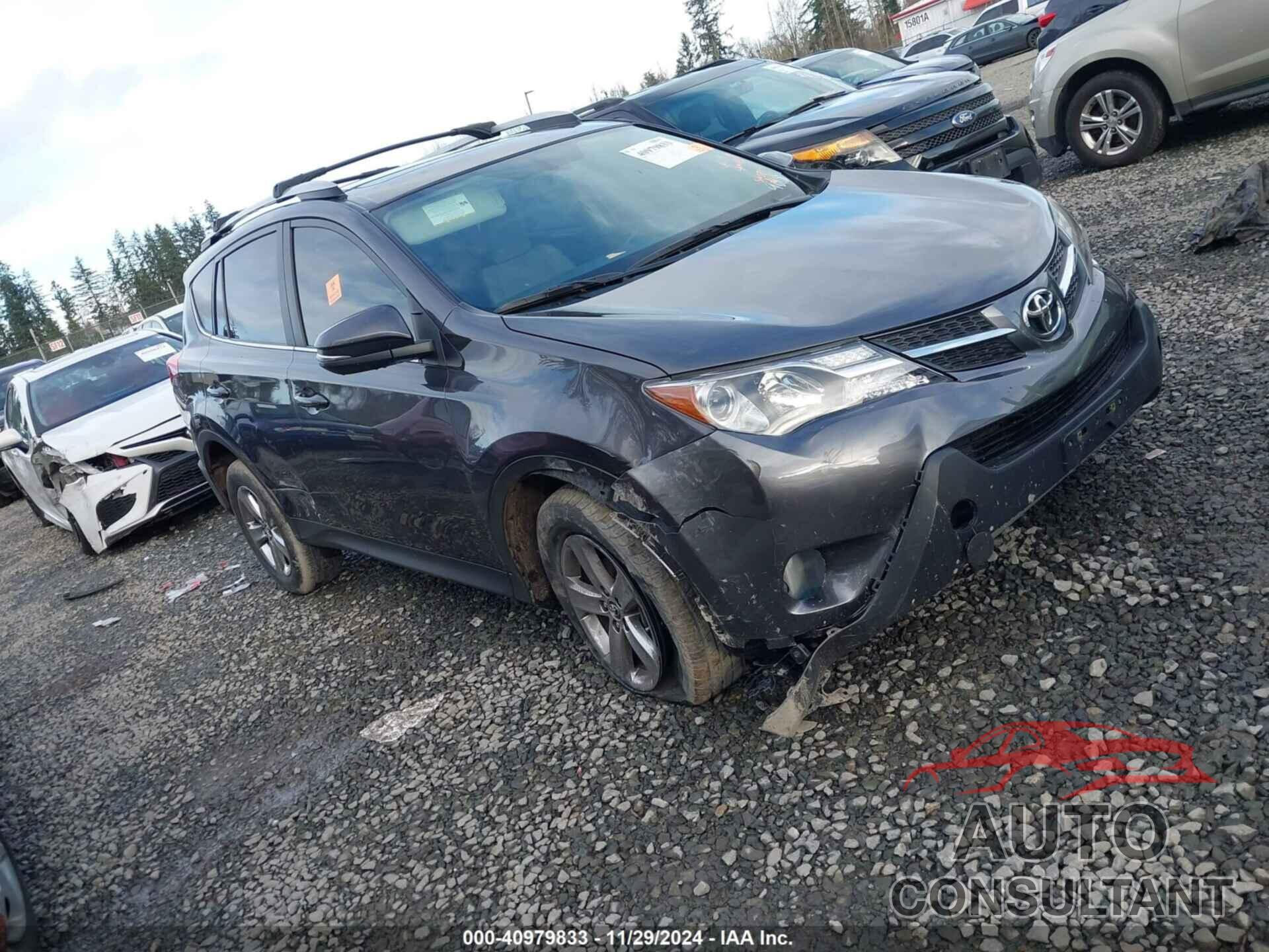 TOYOTA RAV4 2015 - JTMRFREV1FJ039018