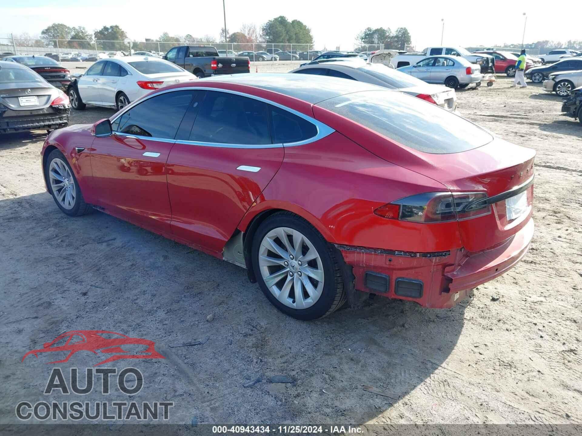 TESLA MODEL S 2017 - 5YJSA1E23HF224575