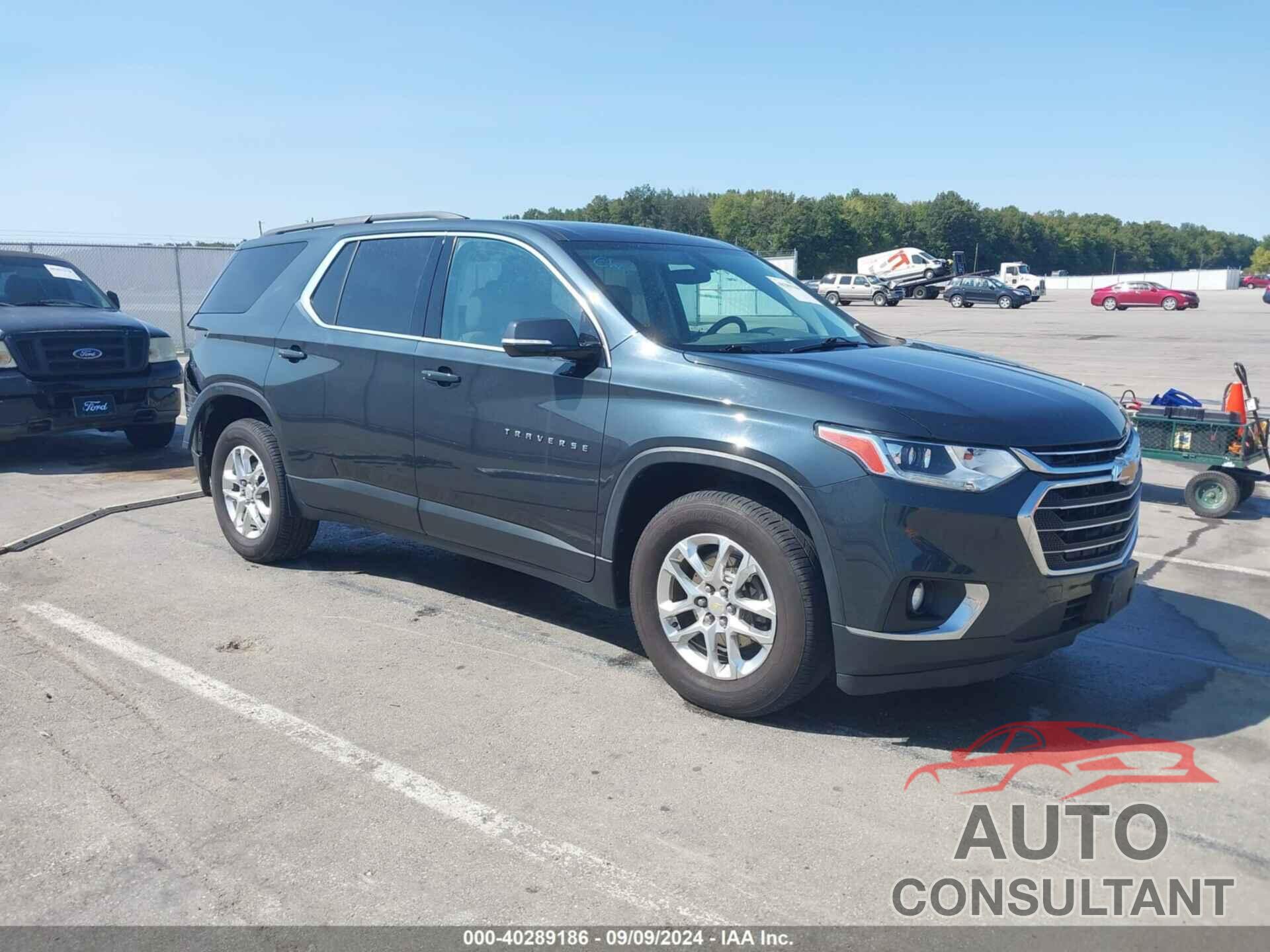 CHEVROLET TRAVERSE 2019 - 1GNEVGKW5KJ204251