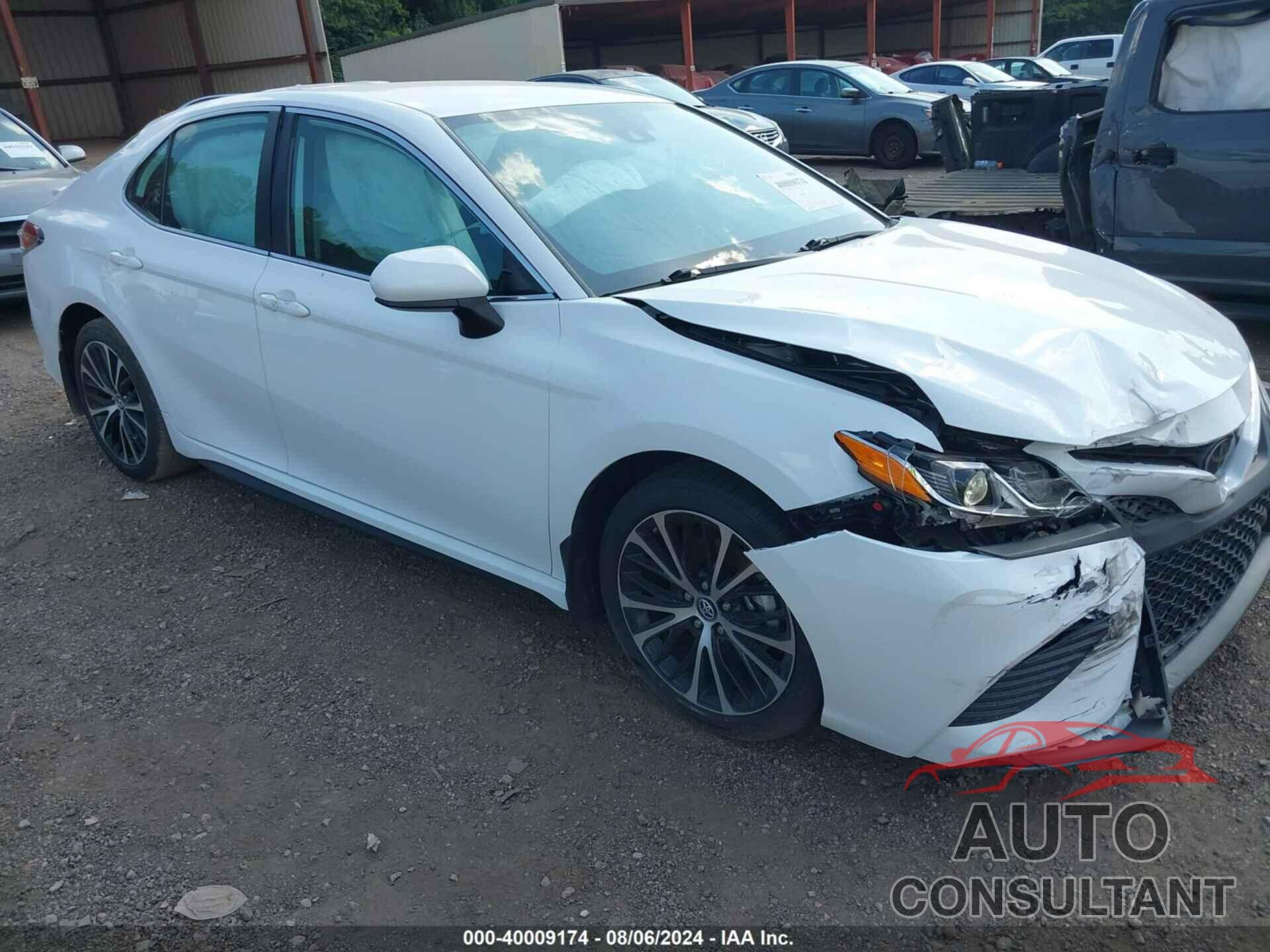 TOYOTA CAMRY 2019 - 4T1B11HK2KU278066