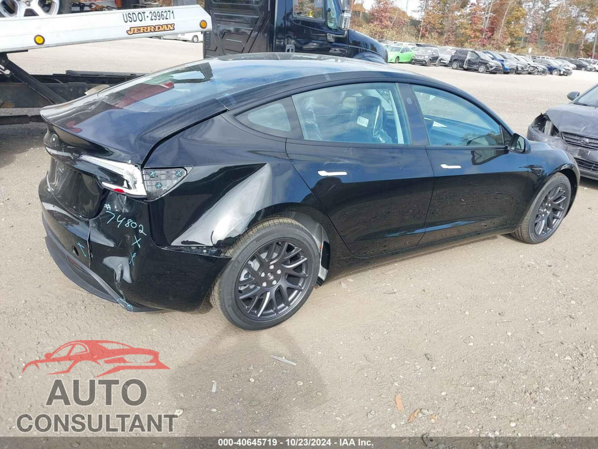 TESLA MODEL 3 2024 - 5YJ3E1EA0RF864261