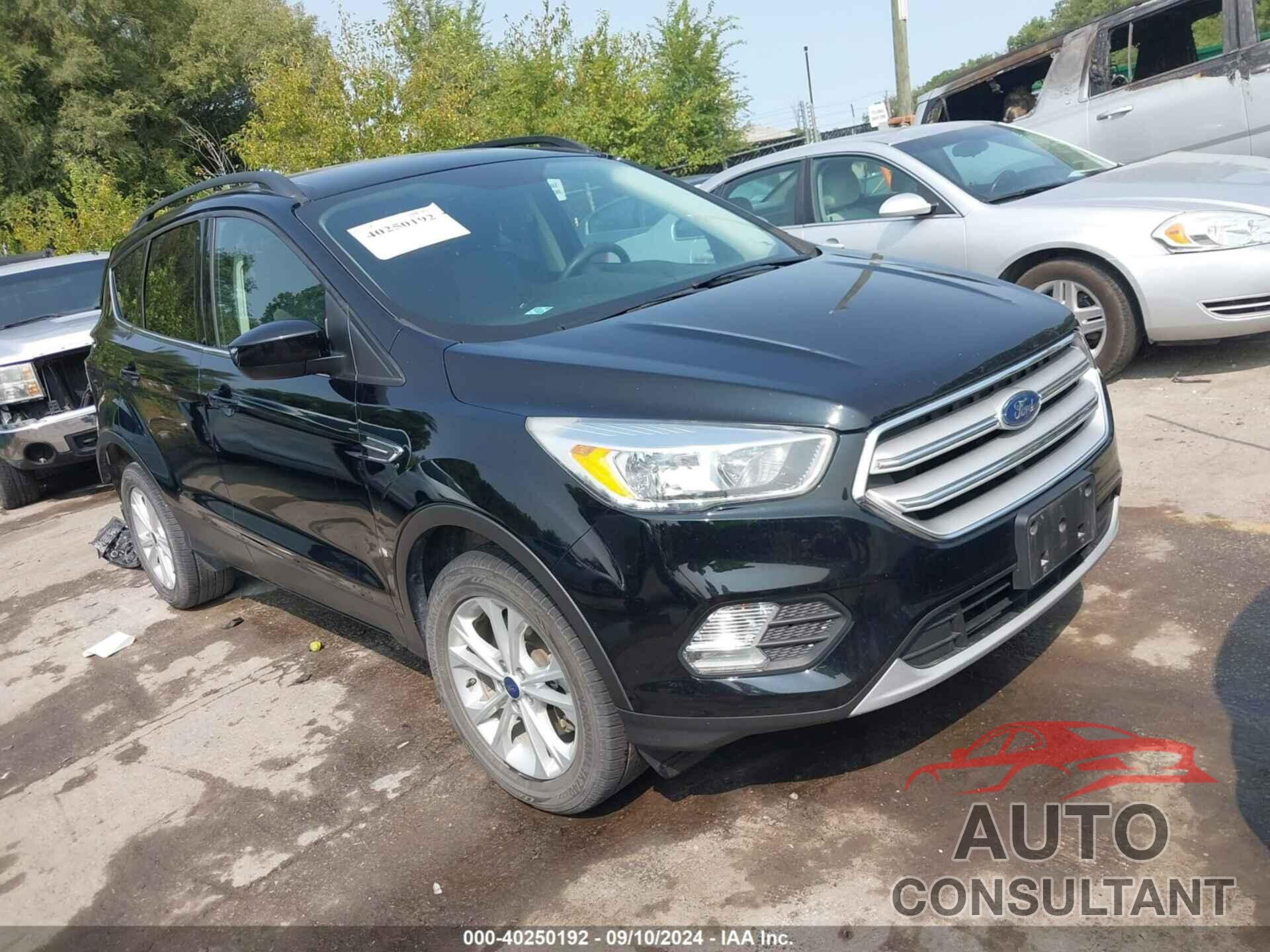 FORD ESCAPE 2018 - 1FMCU9GD7JUC18960