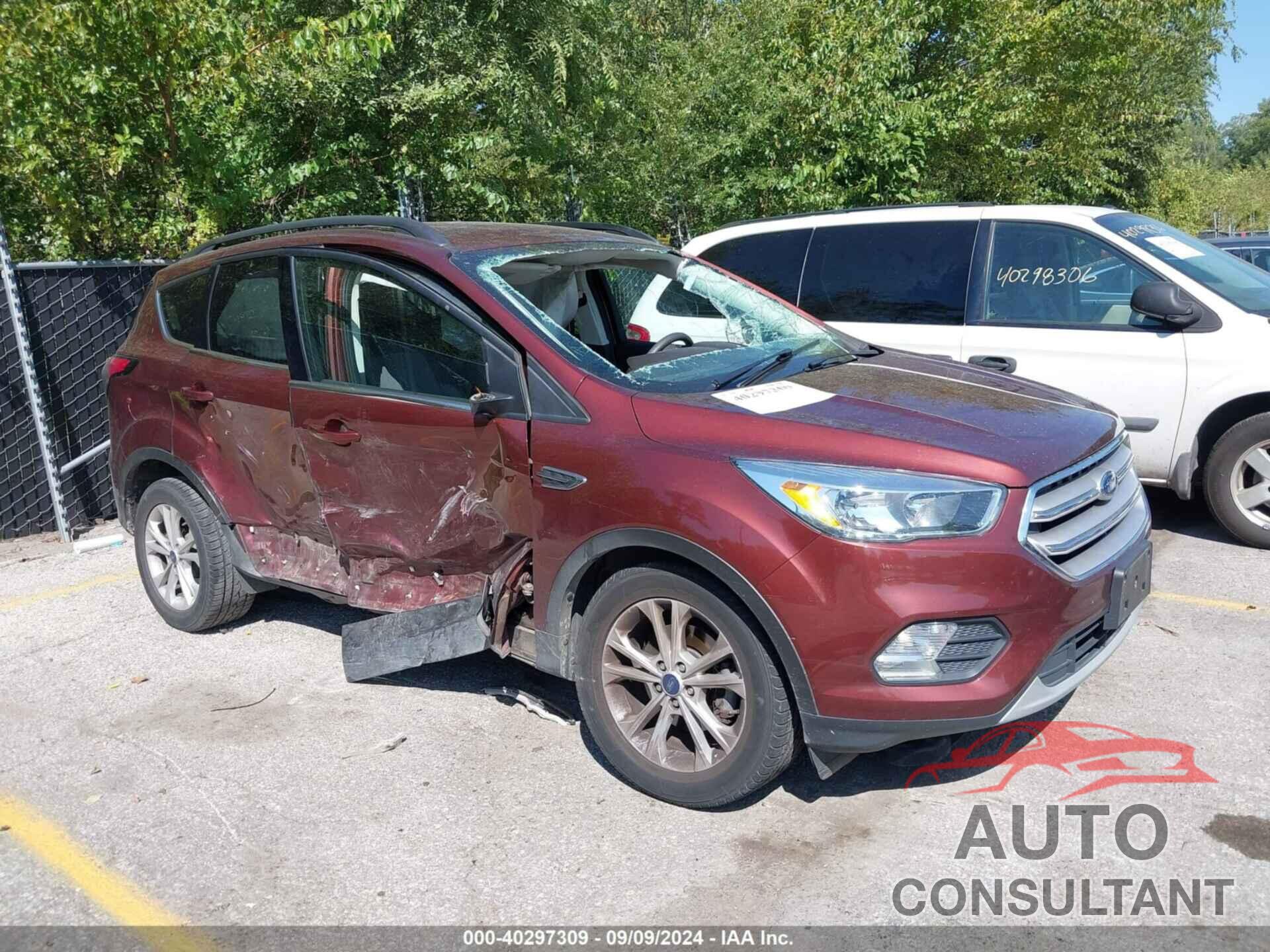 FORD ESCAPE 2018 - 1FMCU0GD6JUC85769