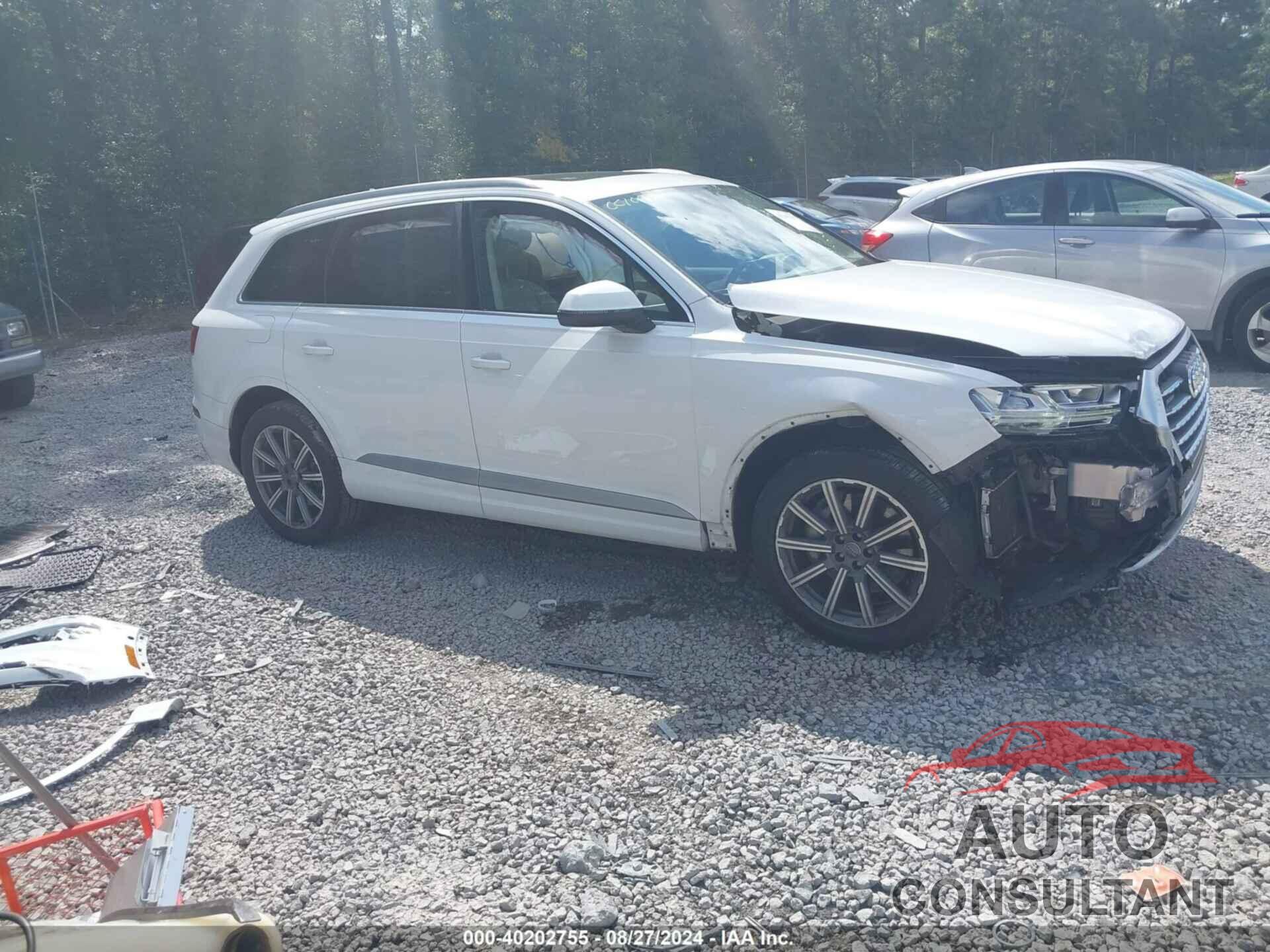 AUDI Q7 2019 - WA1LAAF77KD001074