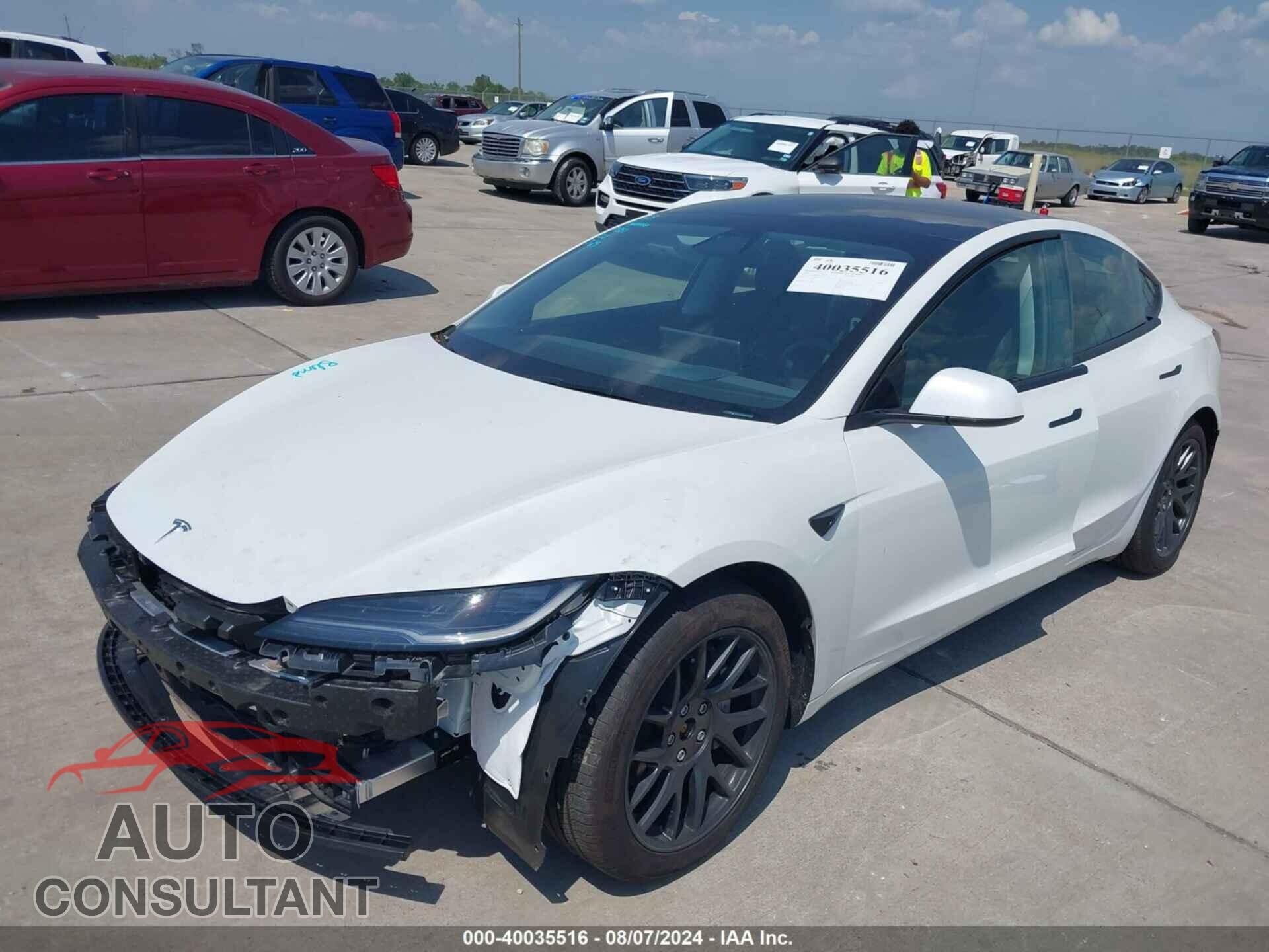 TESLA MODEL 3 2024 - 5YJ3E1EB0RF717351