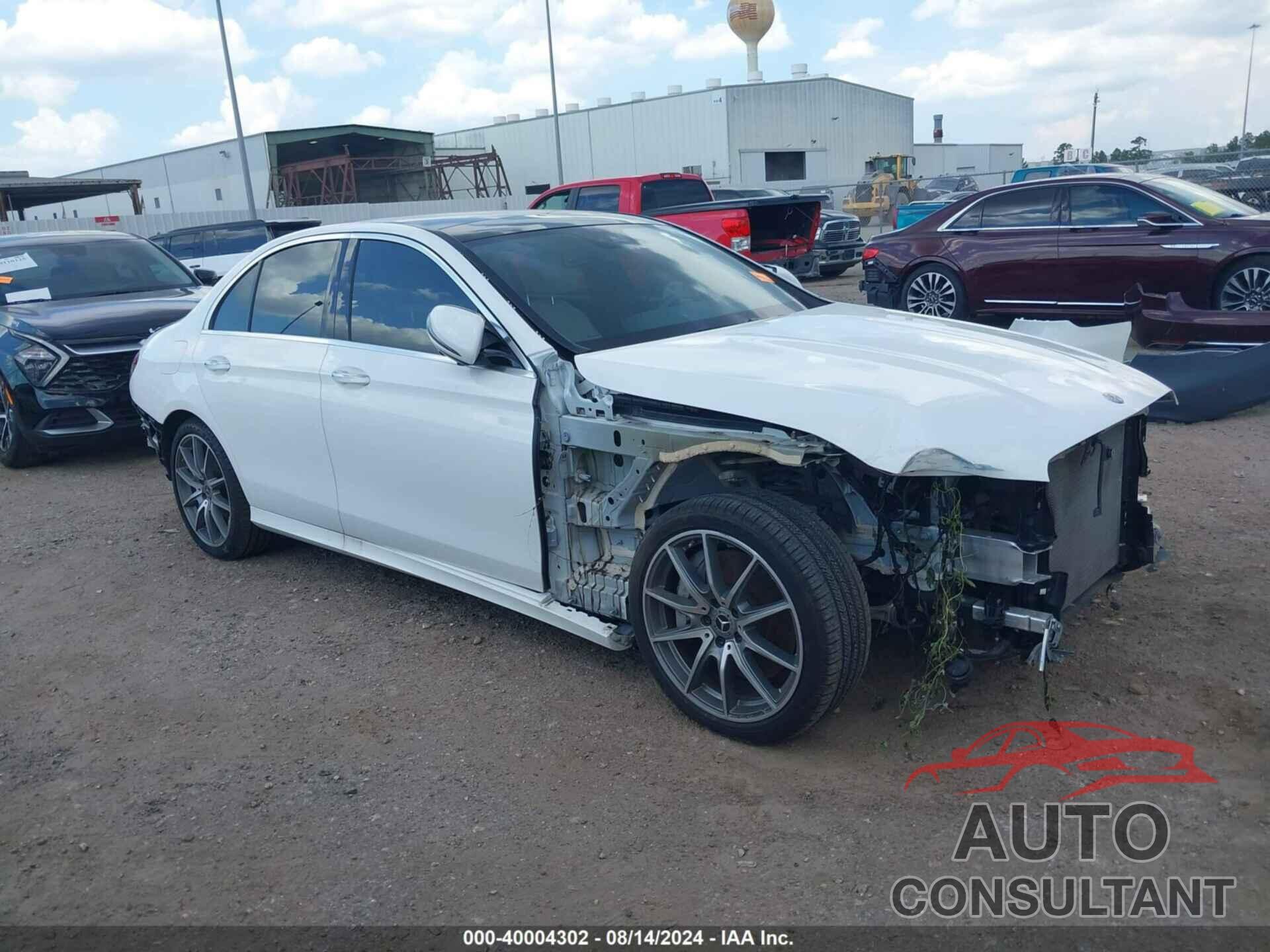 MERCEDES-BENZ E 350 2021 - W1KZF8DB7MA923257