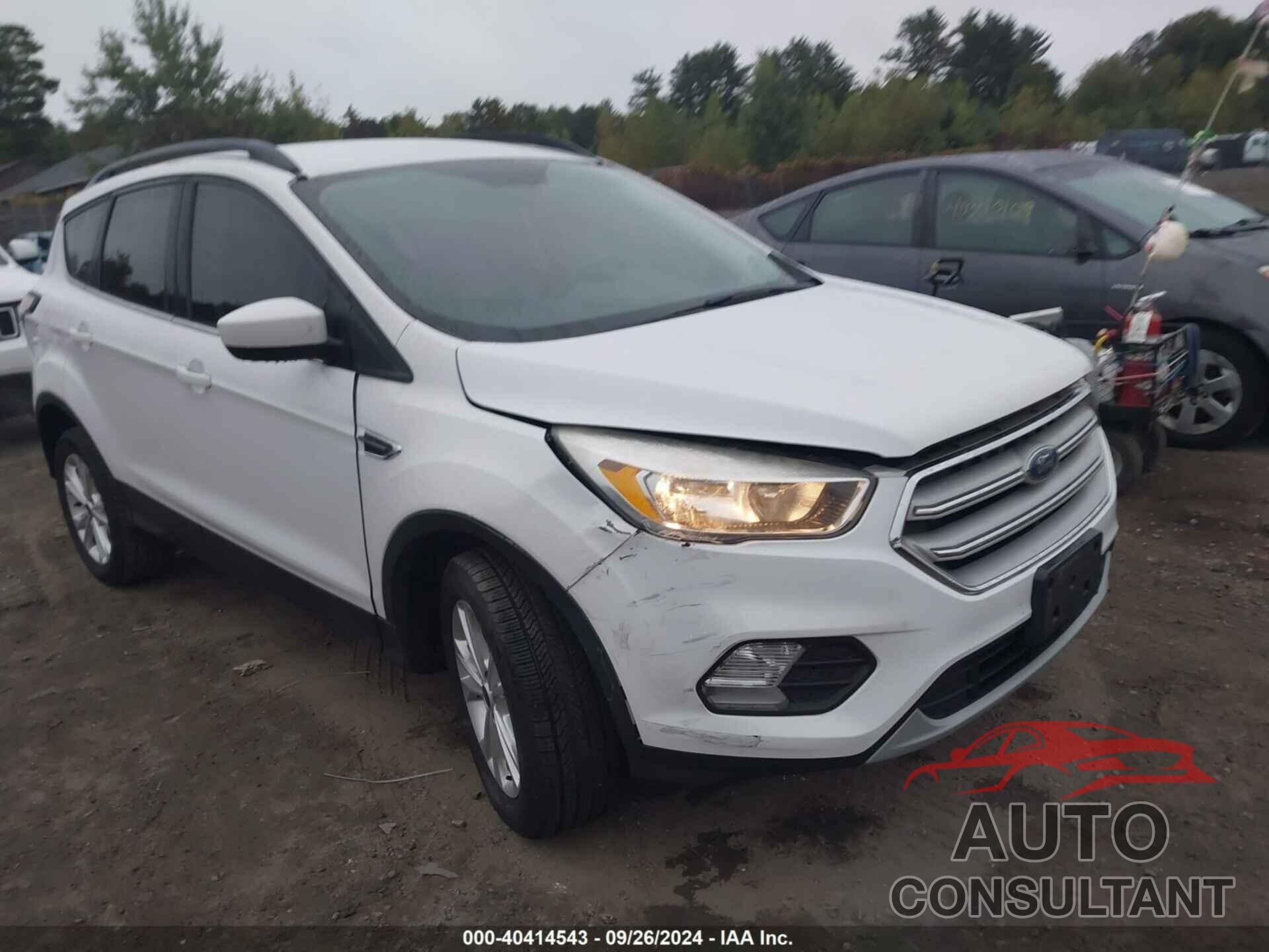 FORD ESCAPE 2018 - 1FMCU9GD7JUC20305