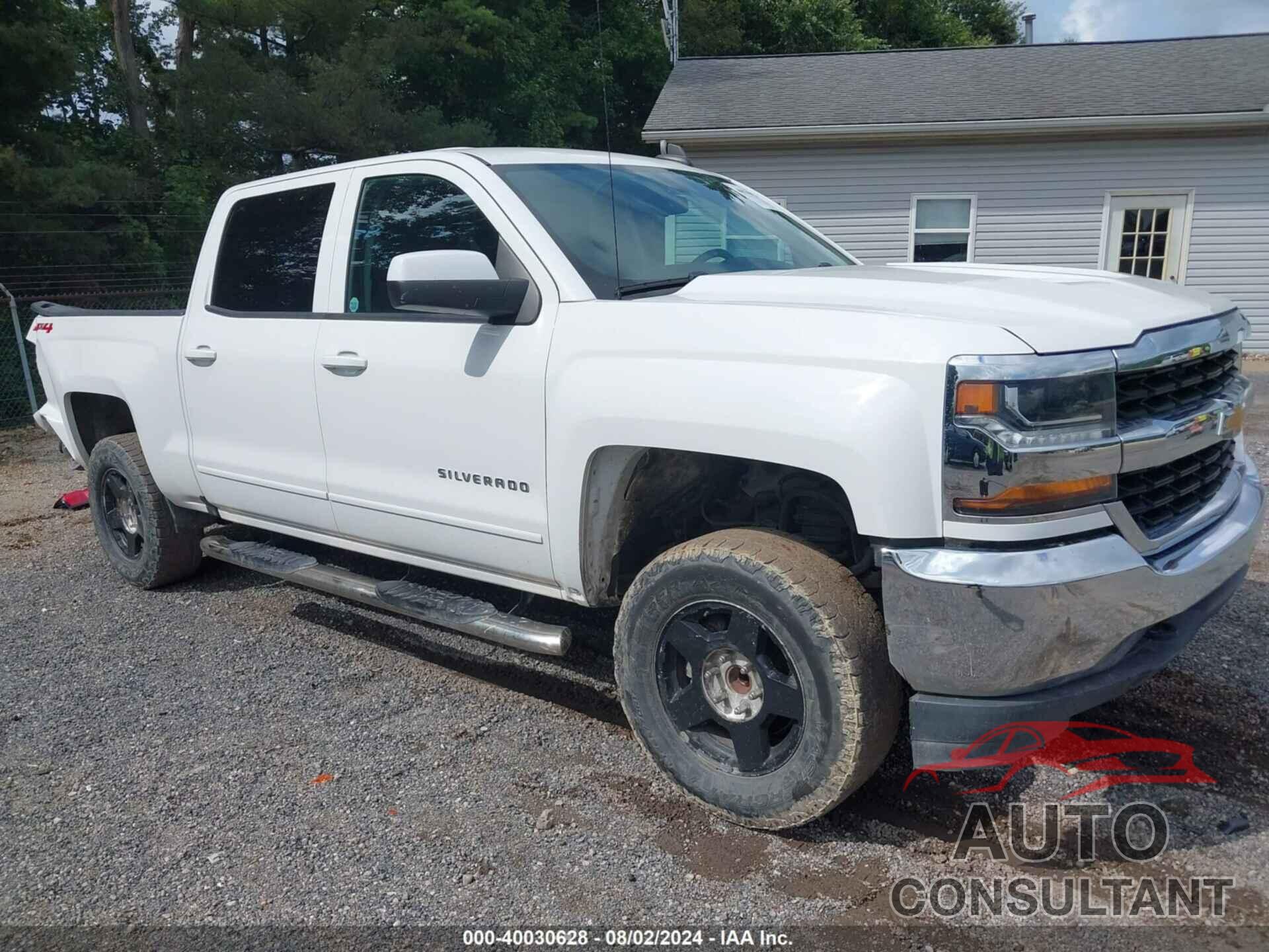 CHEVROLET SILVERADO 1500 2018 - 3GCUKREC0JG498488