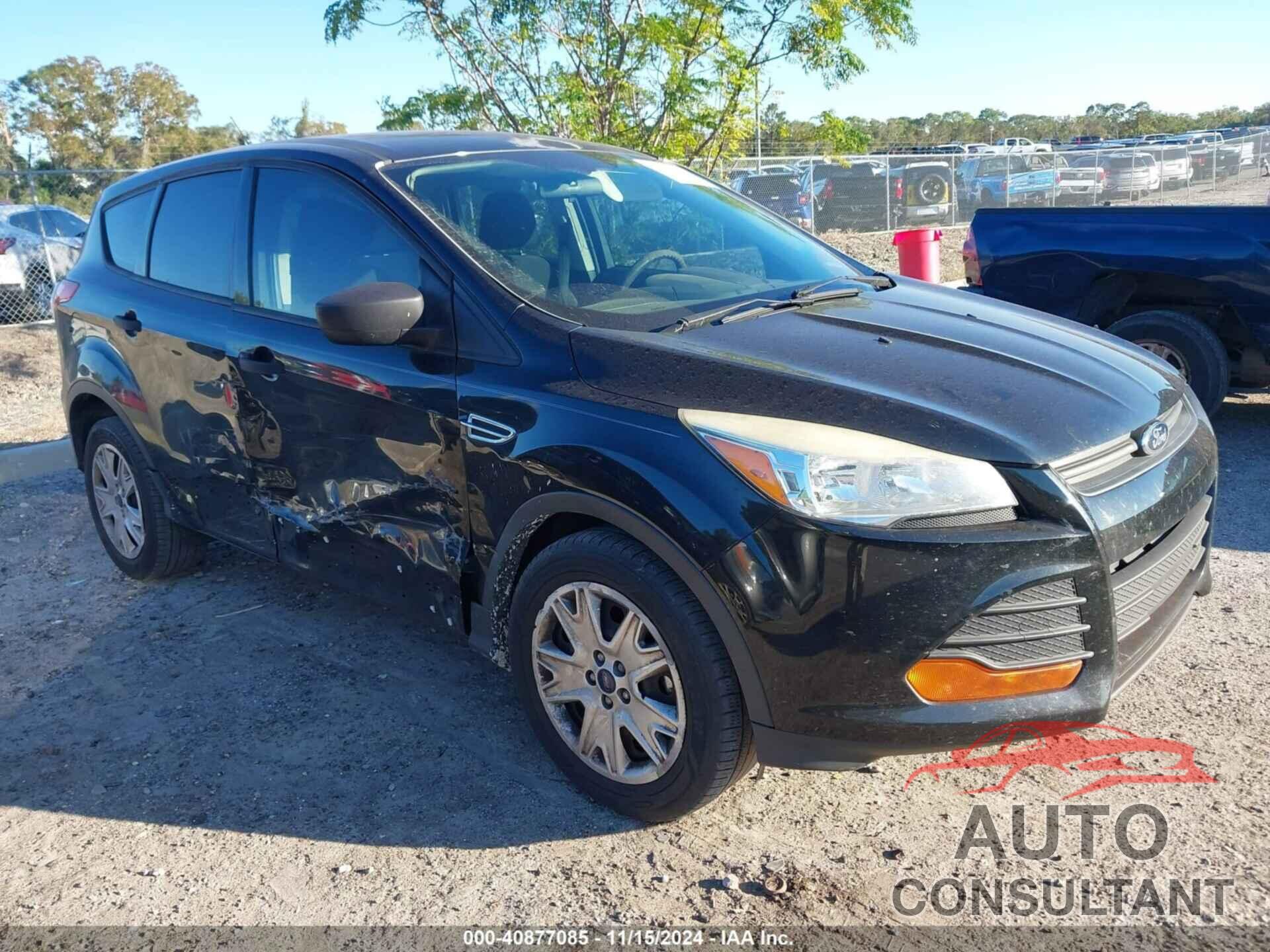 FORD ESCAPE 2014 - 1FMCU0F74EUB12737