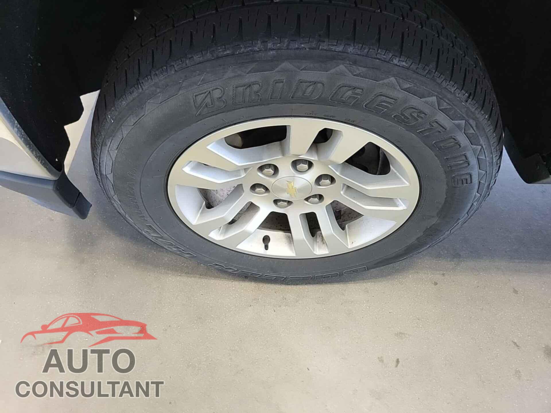 CHEVROLET SILVERADO 2018 - 3GCUKSEC2JG151008