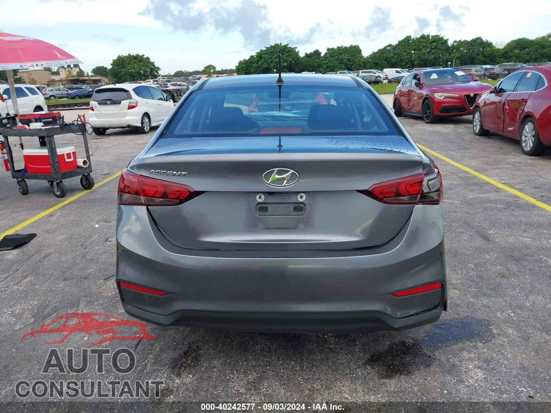 HYUNDAI ACCENT 2018 - 3KPC24A31JE019009