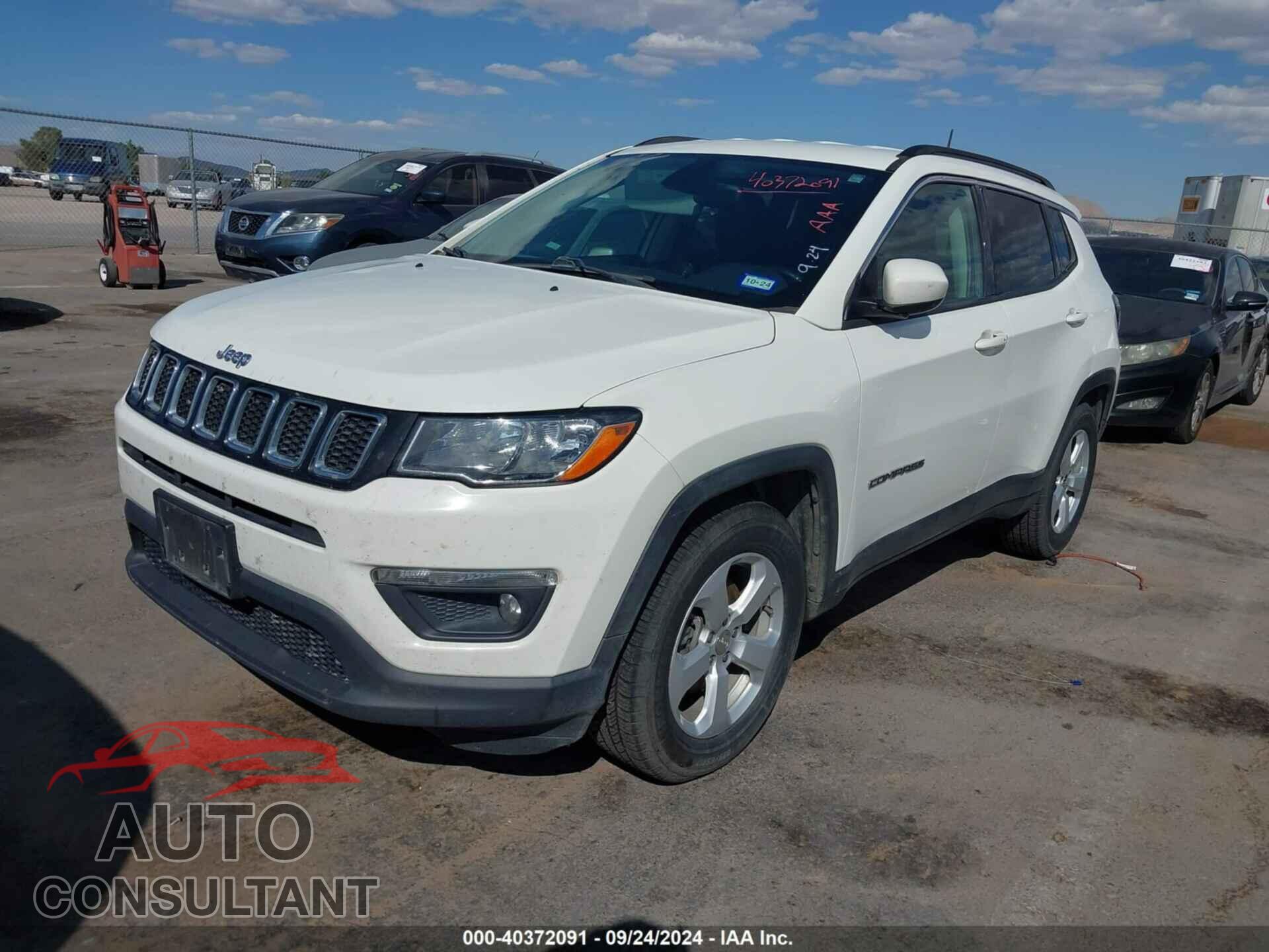 JEEP COMPASS 2018 - 3C4NJCBB5JT248154