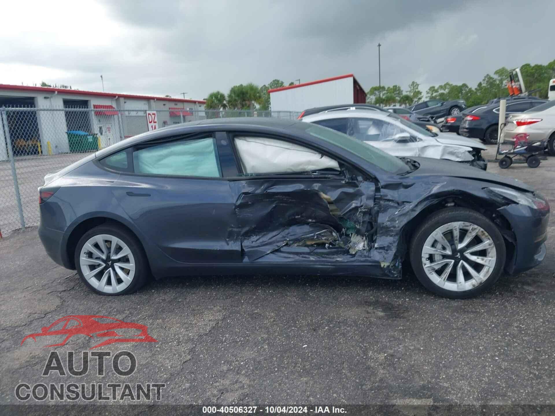 TESLA MODEL 3 2023 - 5YJ3E1EA4PF672998