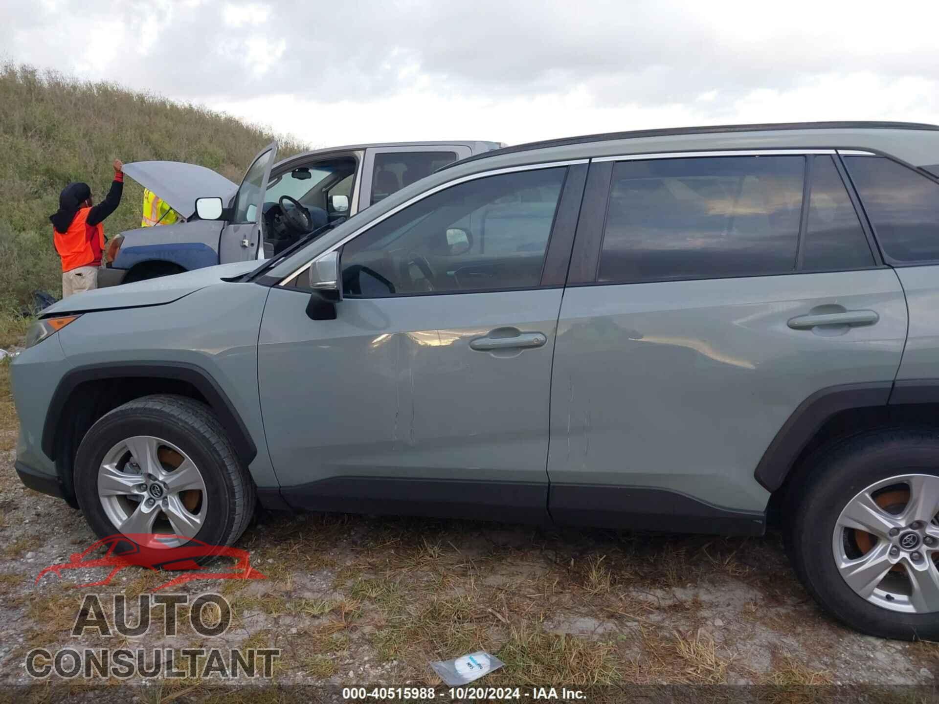 TOYOTA RAV4 2021 - 2T3W1RFVXMC088329