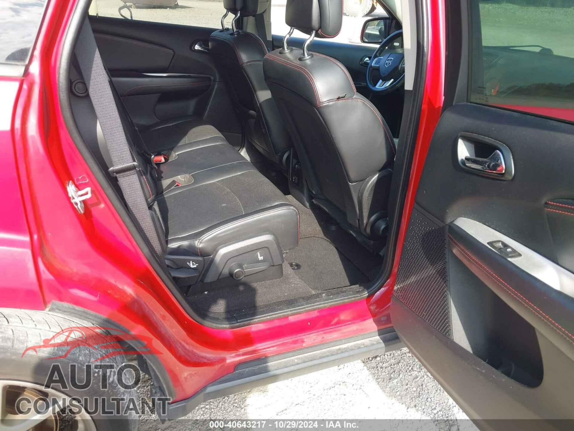 DODGE JOURNEY 2015 - 3C4PDCEG7FT641071