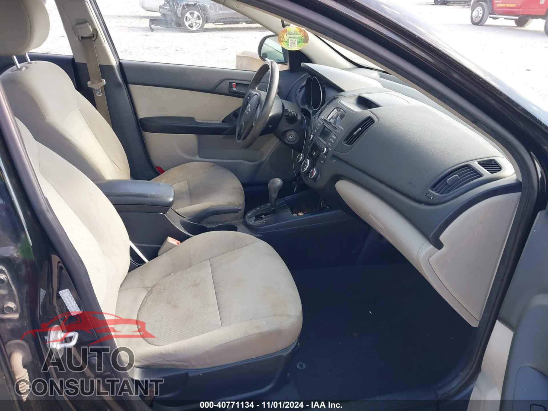 KIA FORTE 2010 - KNAFU4A27A5837190