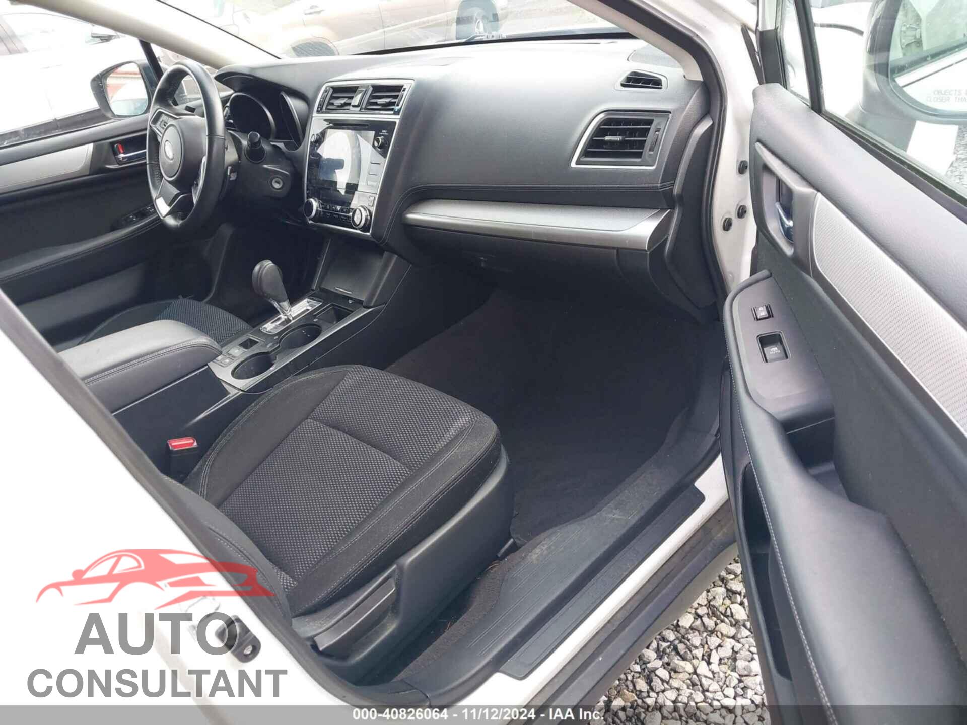 SUBARU OUTBACK 2018 - 4S4BSAFC6J3306481