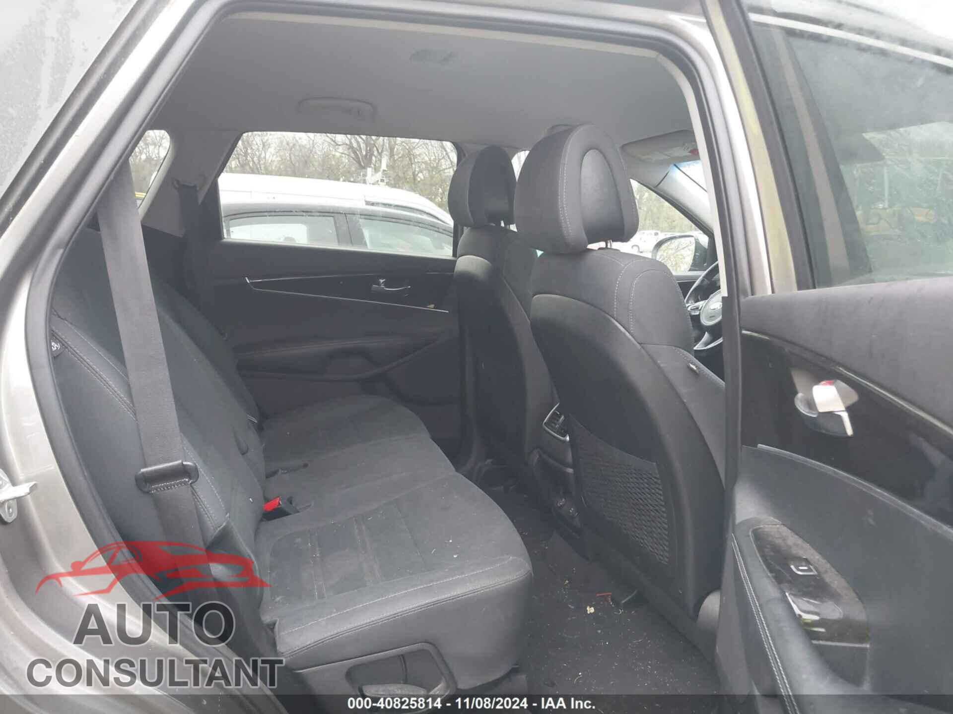 KIA SORENTO 2016 - 5XYPGDA32GG061719