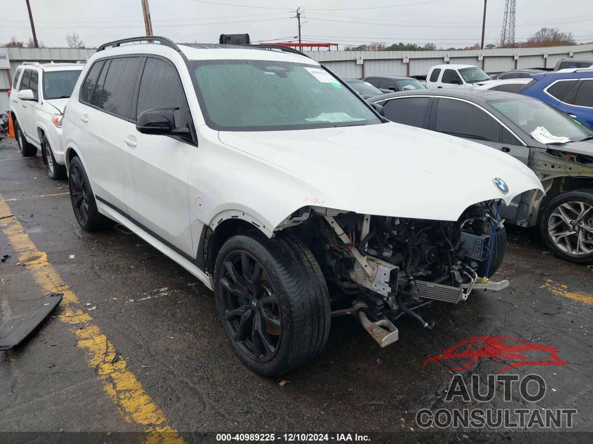 BMW X7 2021 - 5UXCX6C06M9E01675