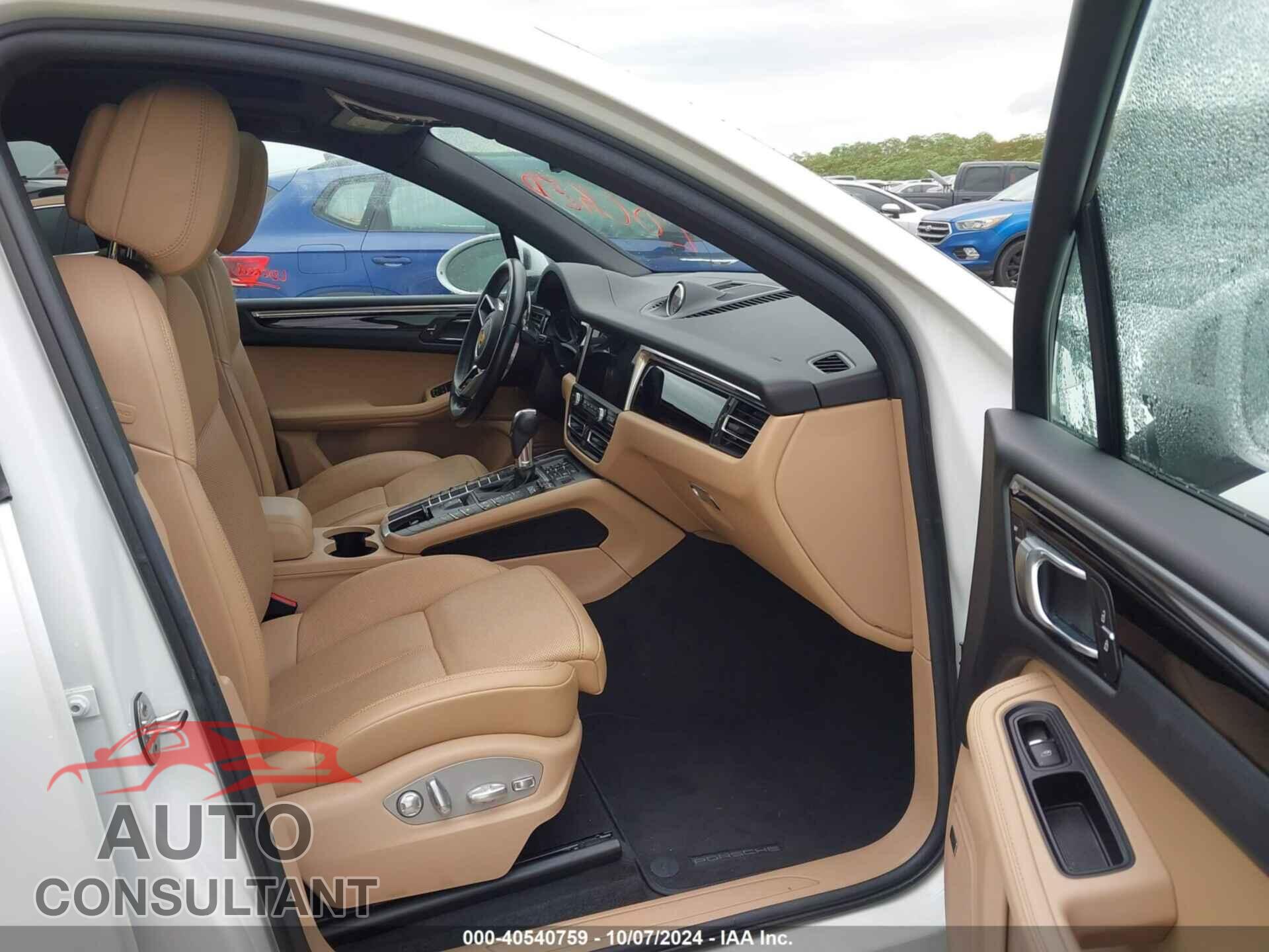PORSCHE MACAN 2021 - WP1AA2A57MLB00302