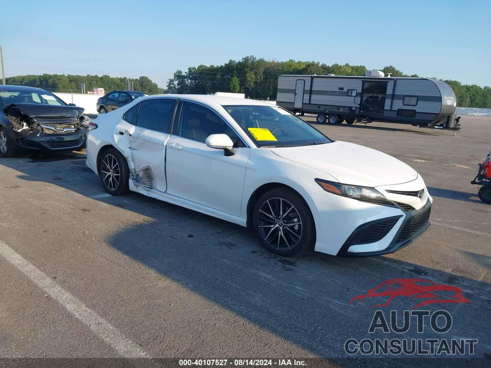TOYOTA CAMRY 2024 - 4T1G11AK5RU246061