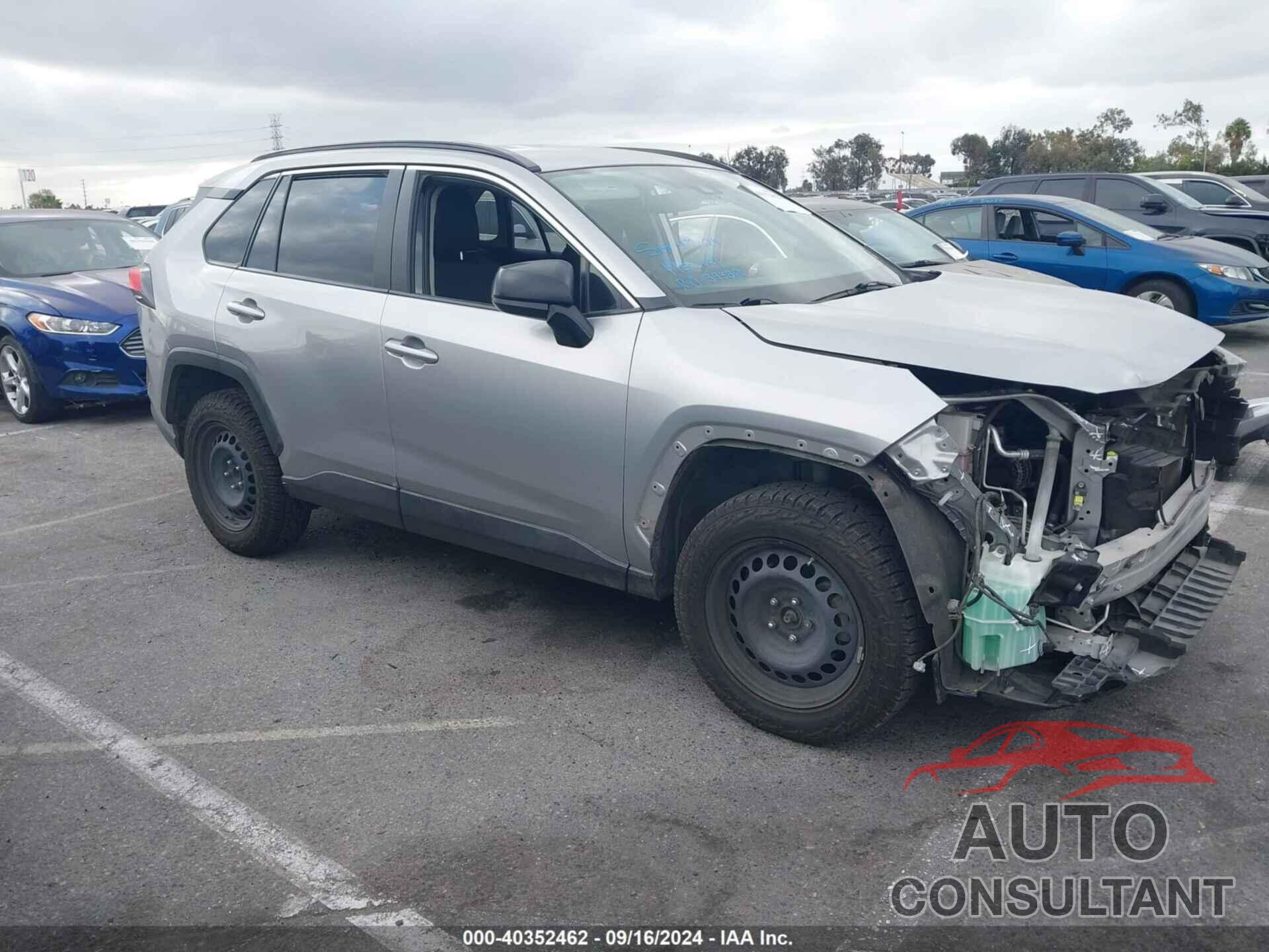 TOYOTA RAV4 2019 - JTMH1RFV4KJ007652