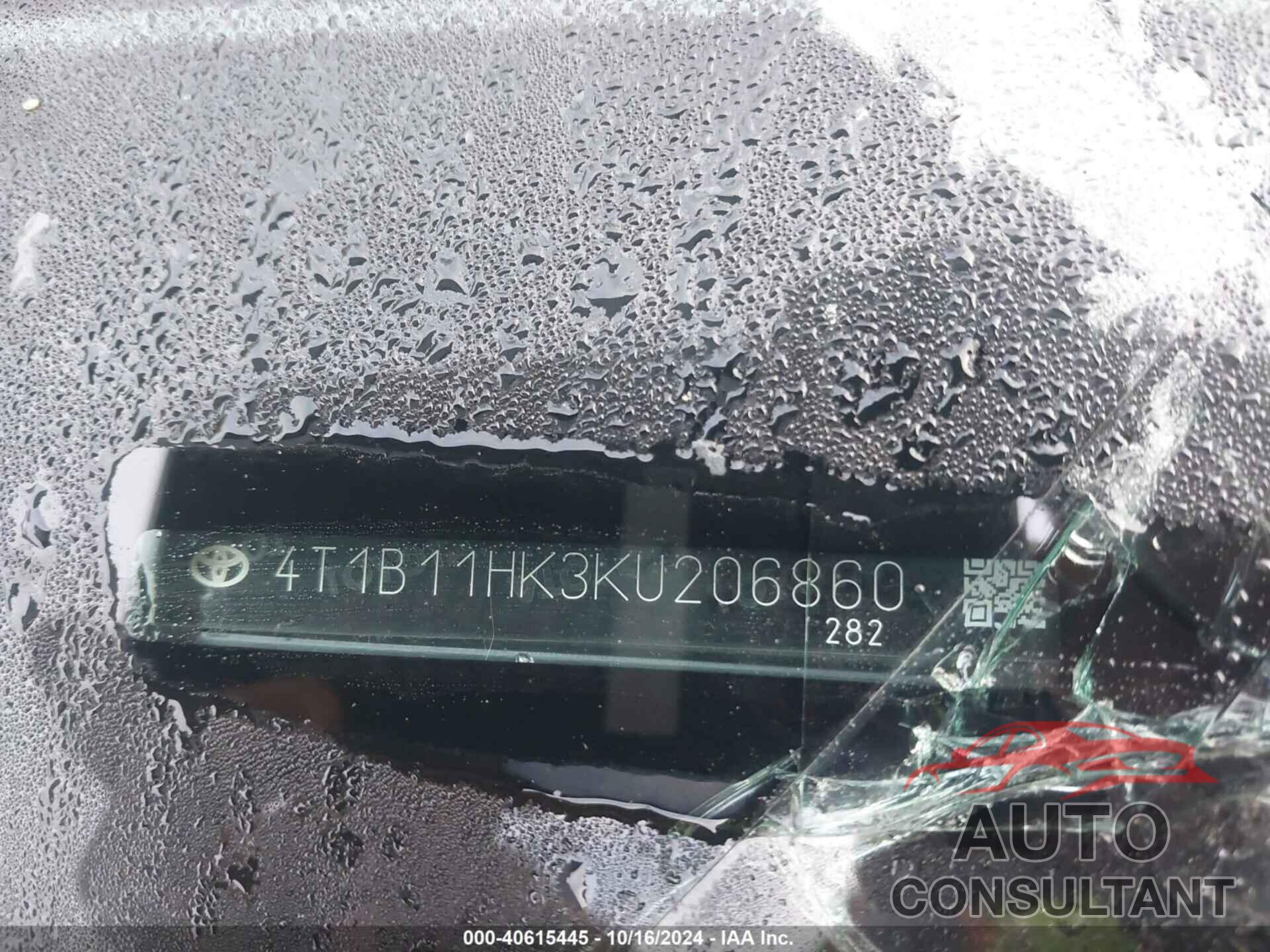 TOYOTA CAMRY 2019 - 4T1B11HK3KU206860