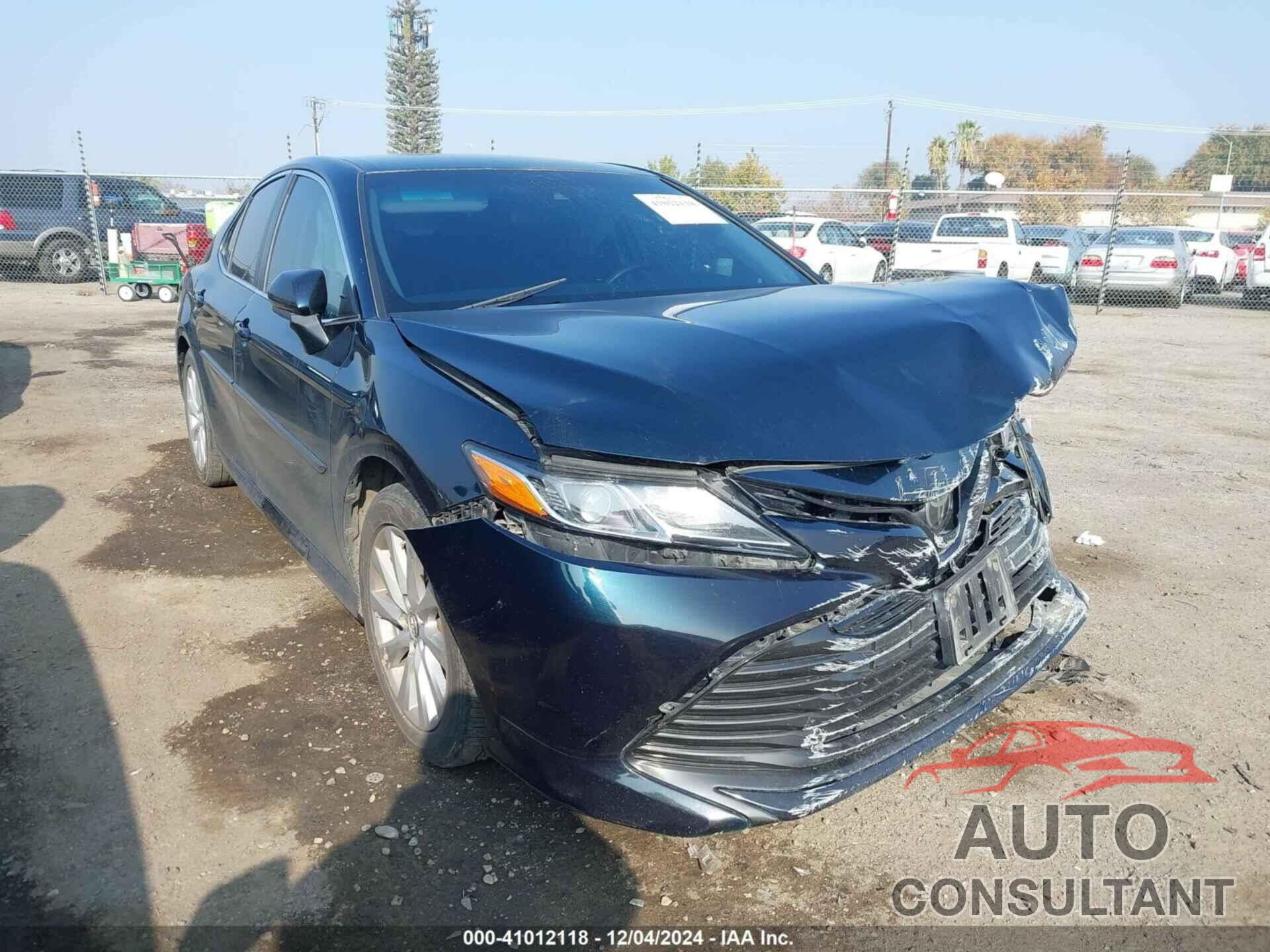 TOYOTA CAMRY 2018 - 4T1B11HKXJU620801