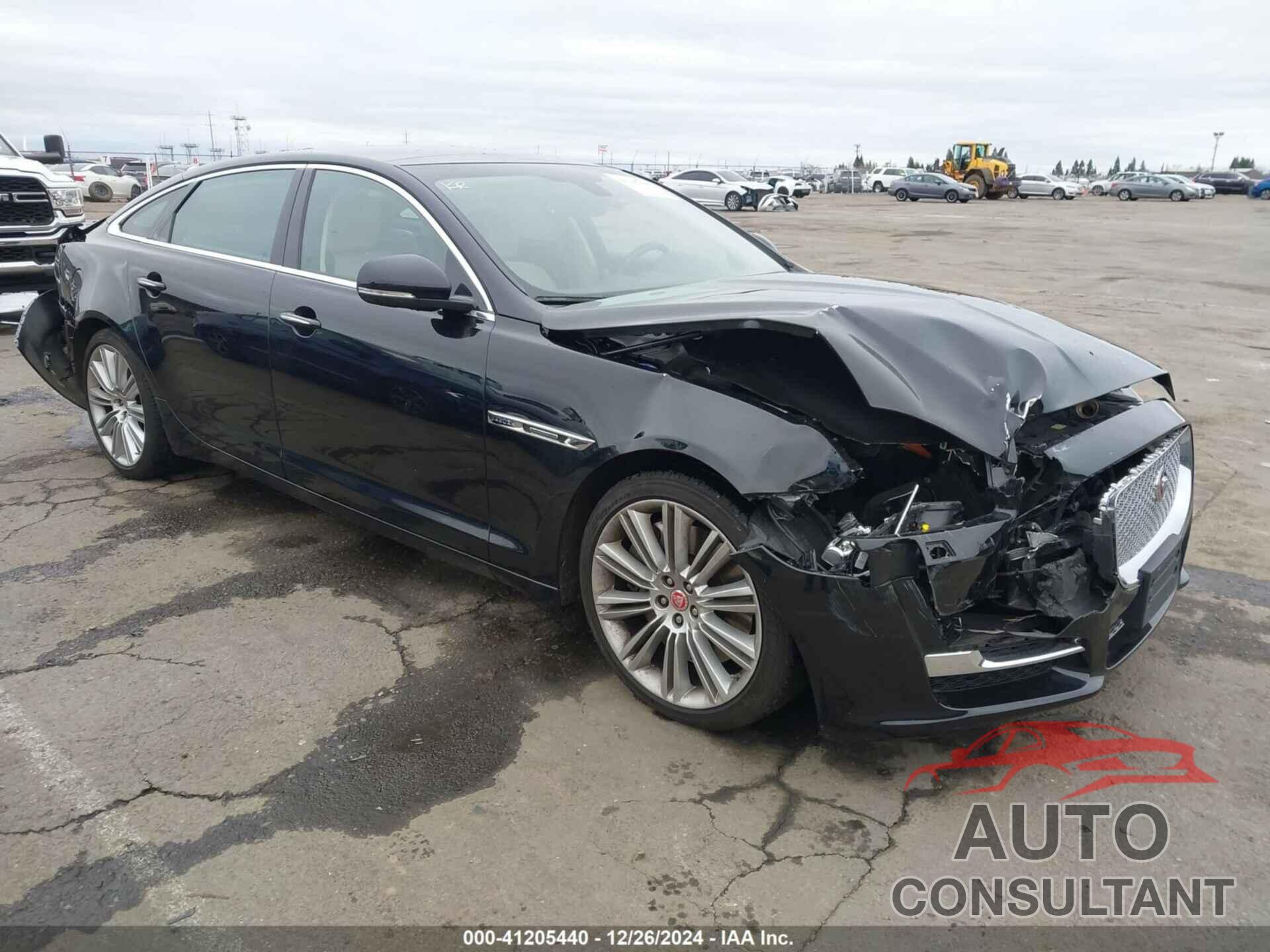 JAGUAR XJ 2016 - SAJWA2GE8GMW00533