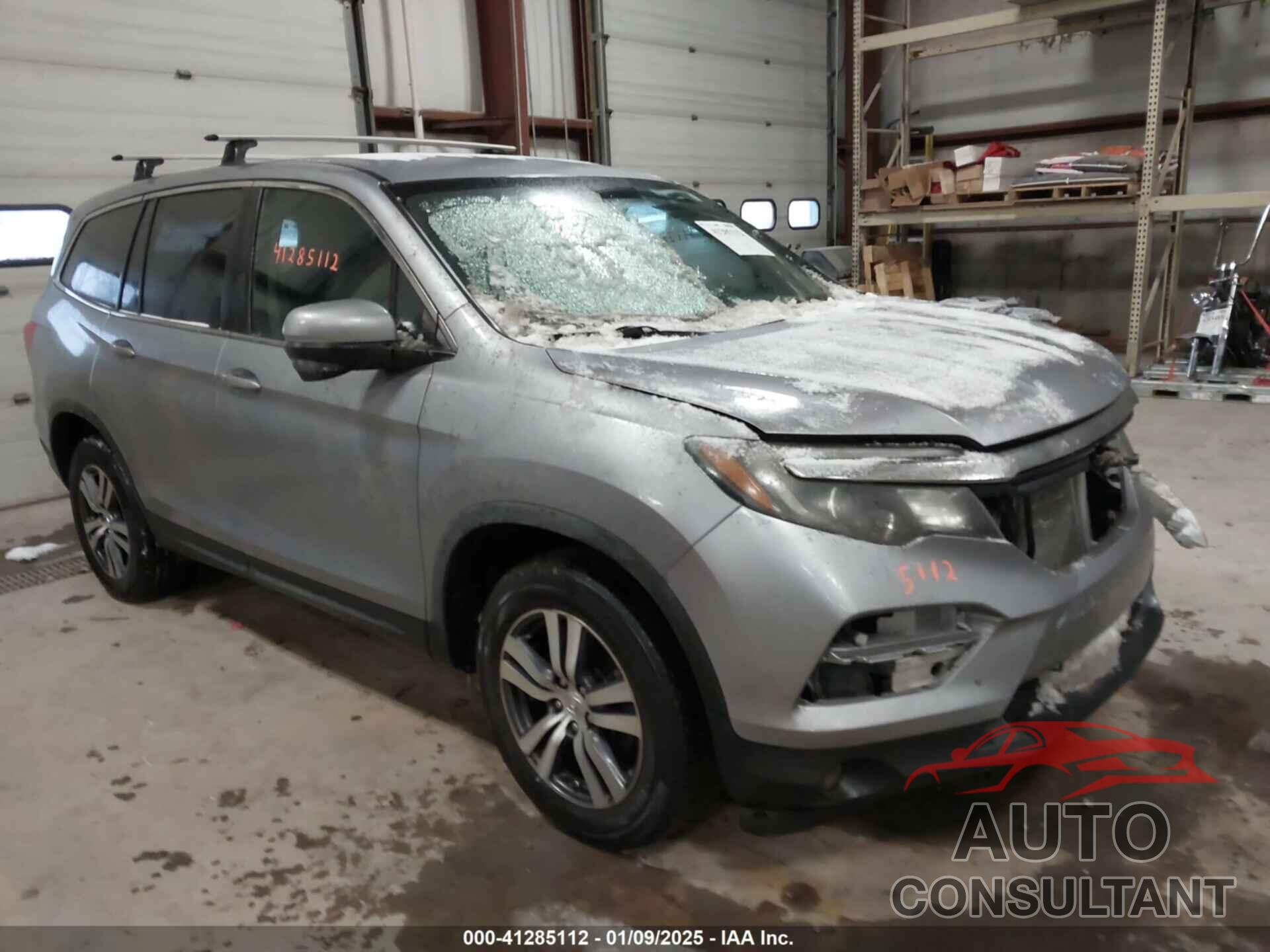 HONDA PILOT 2017 - 5FNYF6H3XHB066619