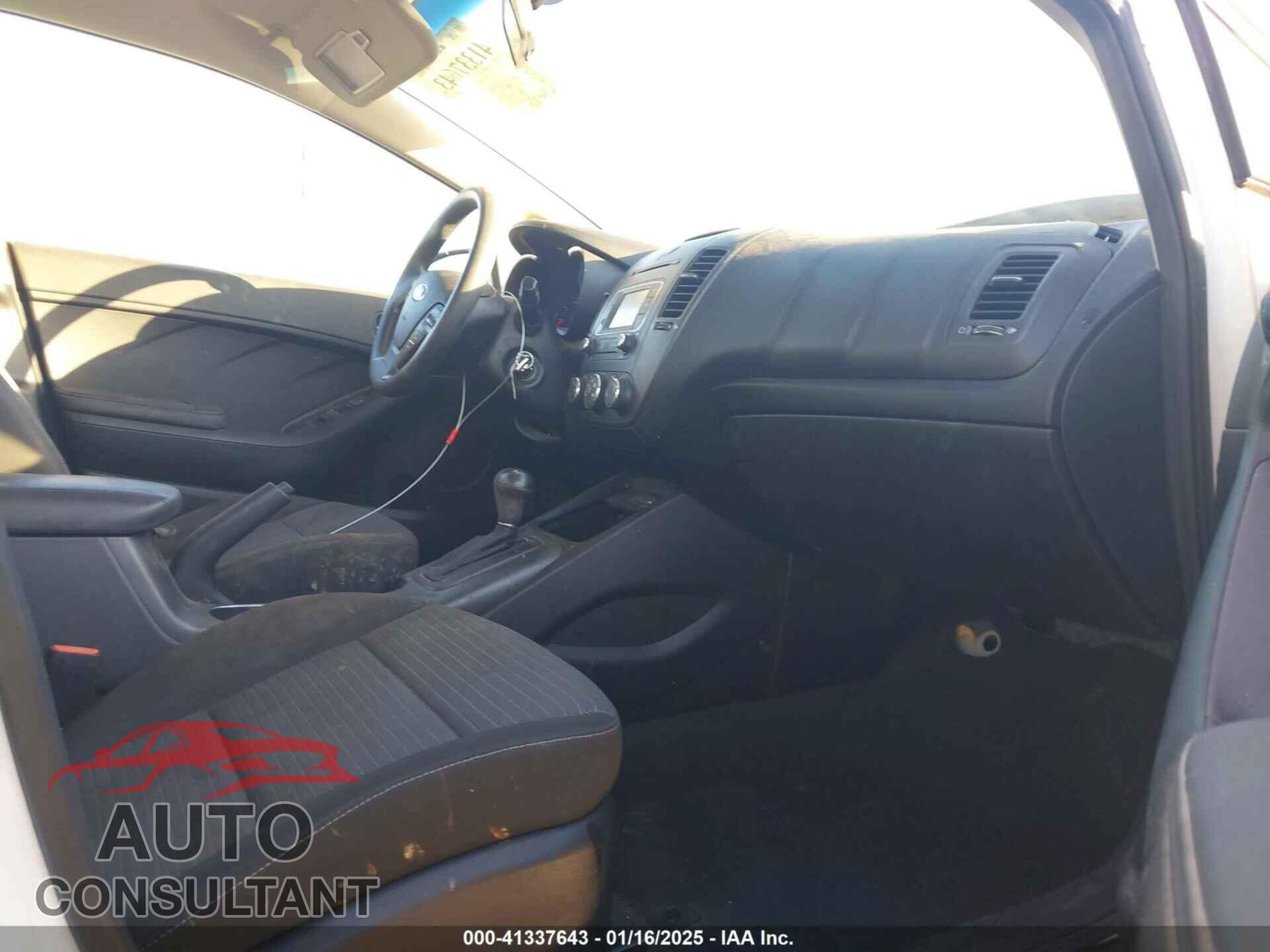 KIA FORTE 2015 - KNAFX4A67F5390457