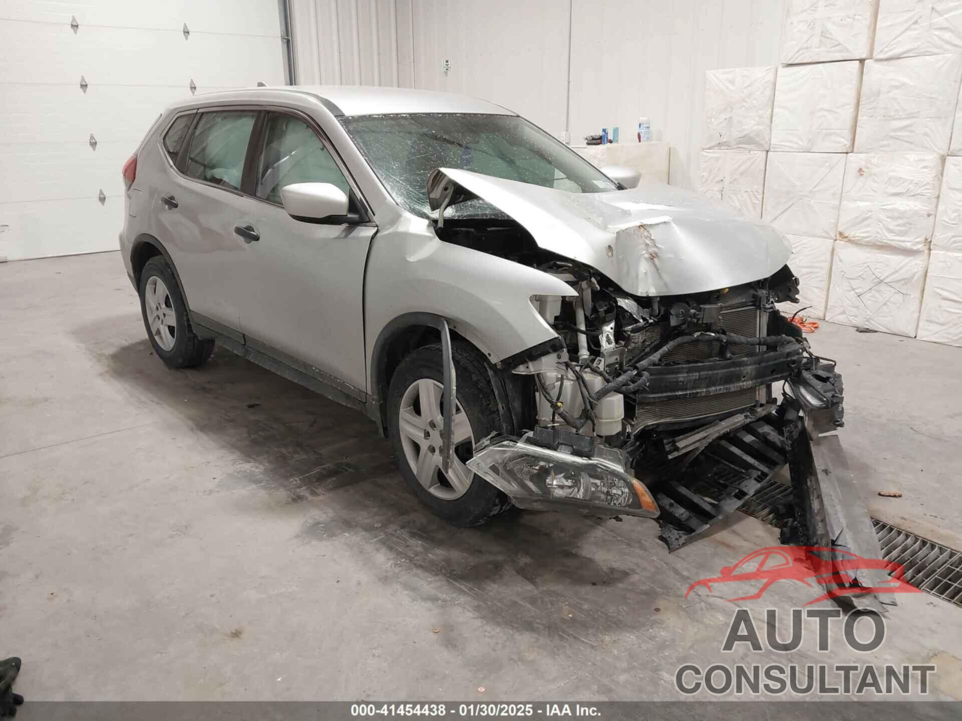 NISSAN ROGUE 2018 - KNMAT2MV4JP503679