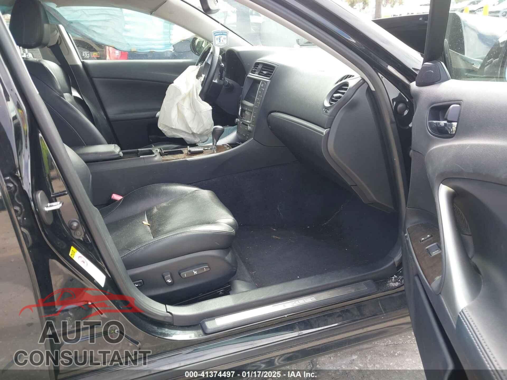 LEXUS IS 350 2011 - JTHCE5C26B5000288