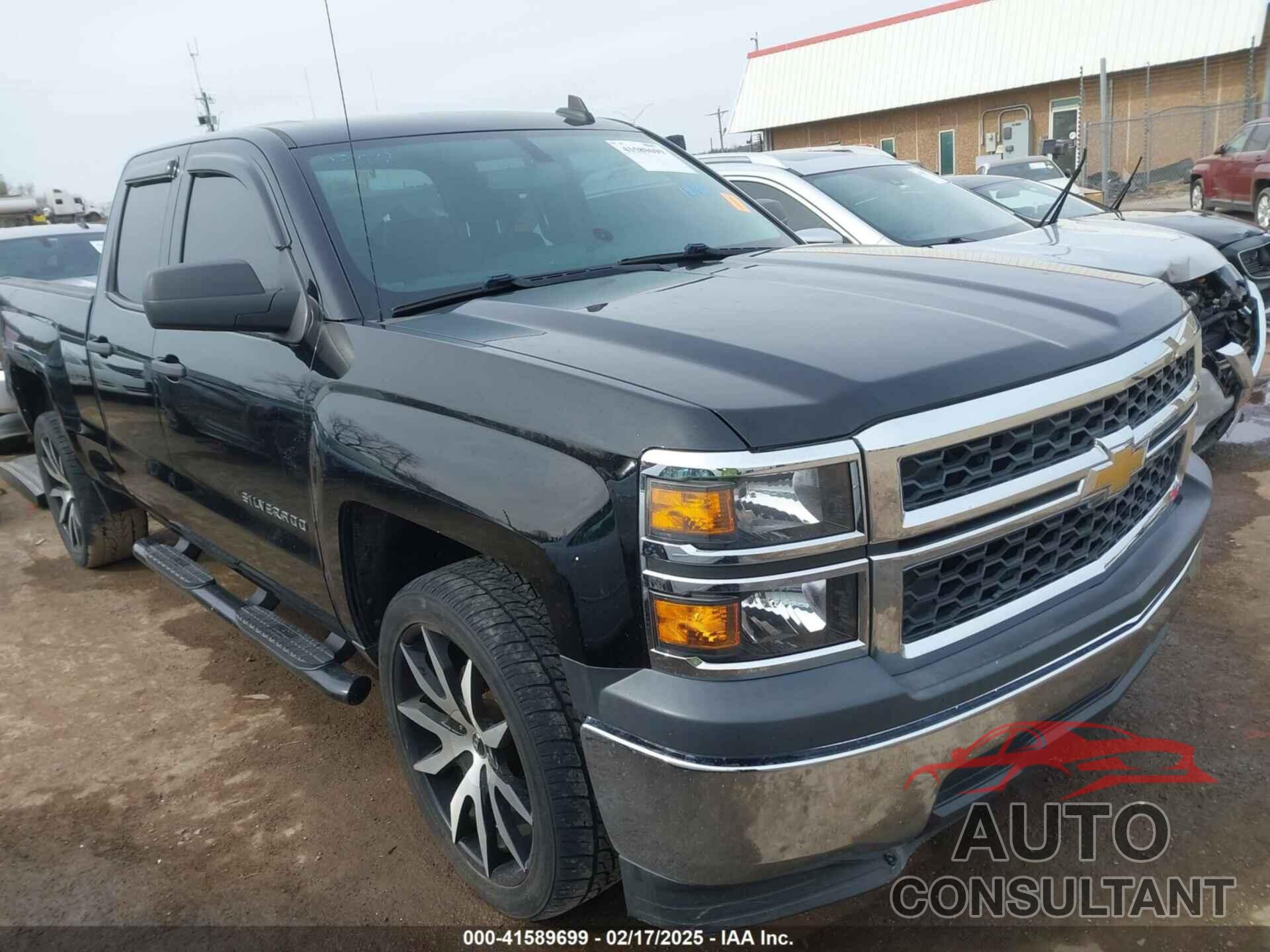 CHEVROLET SILVERADO 1500 2015 - 1GCRCPEH5FZ181249