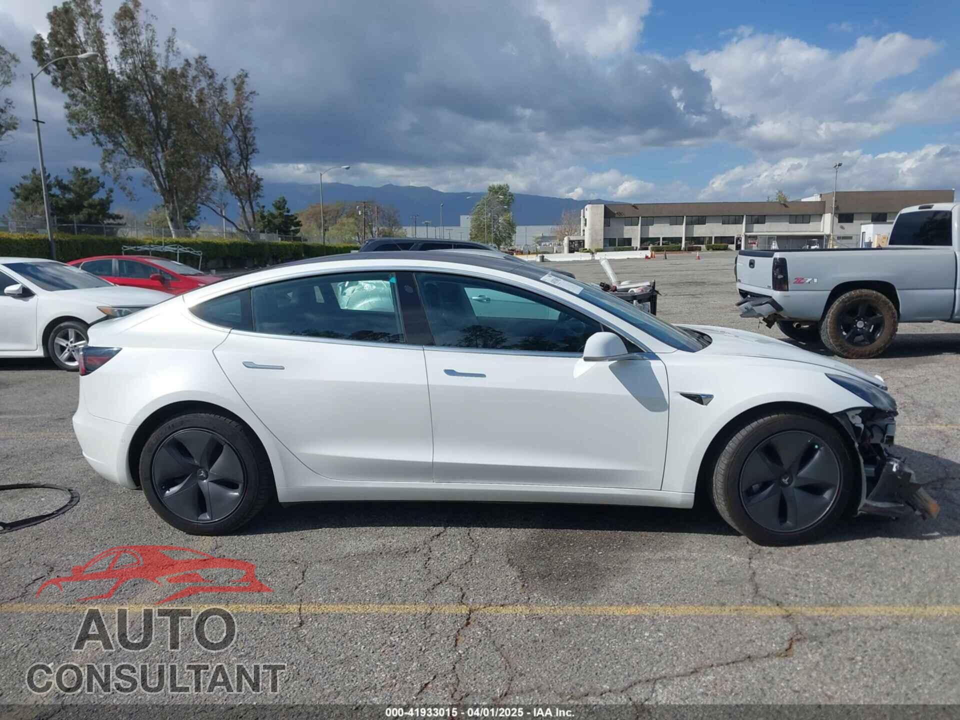 TESLA MODEL 3 2018 - 5YJ3E1EA8JF162130