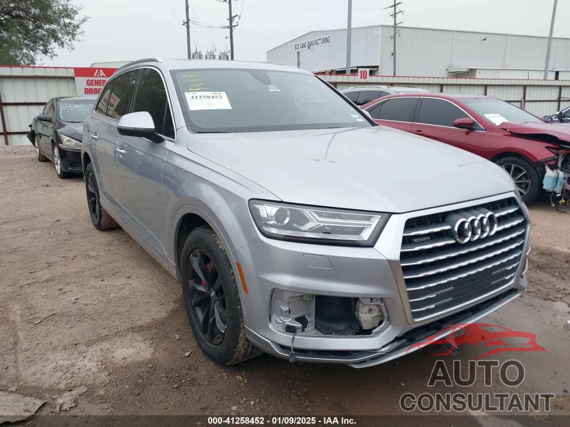 AUDI Q7 2018 - WA1AAAF75JD053289