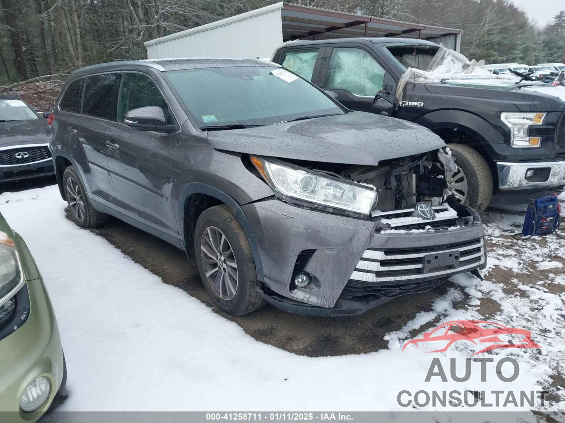 TOYOTA HIGHLANDER 2019 - 5TDJZRFH4KS983325
