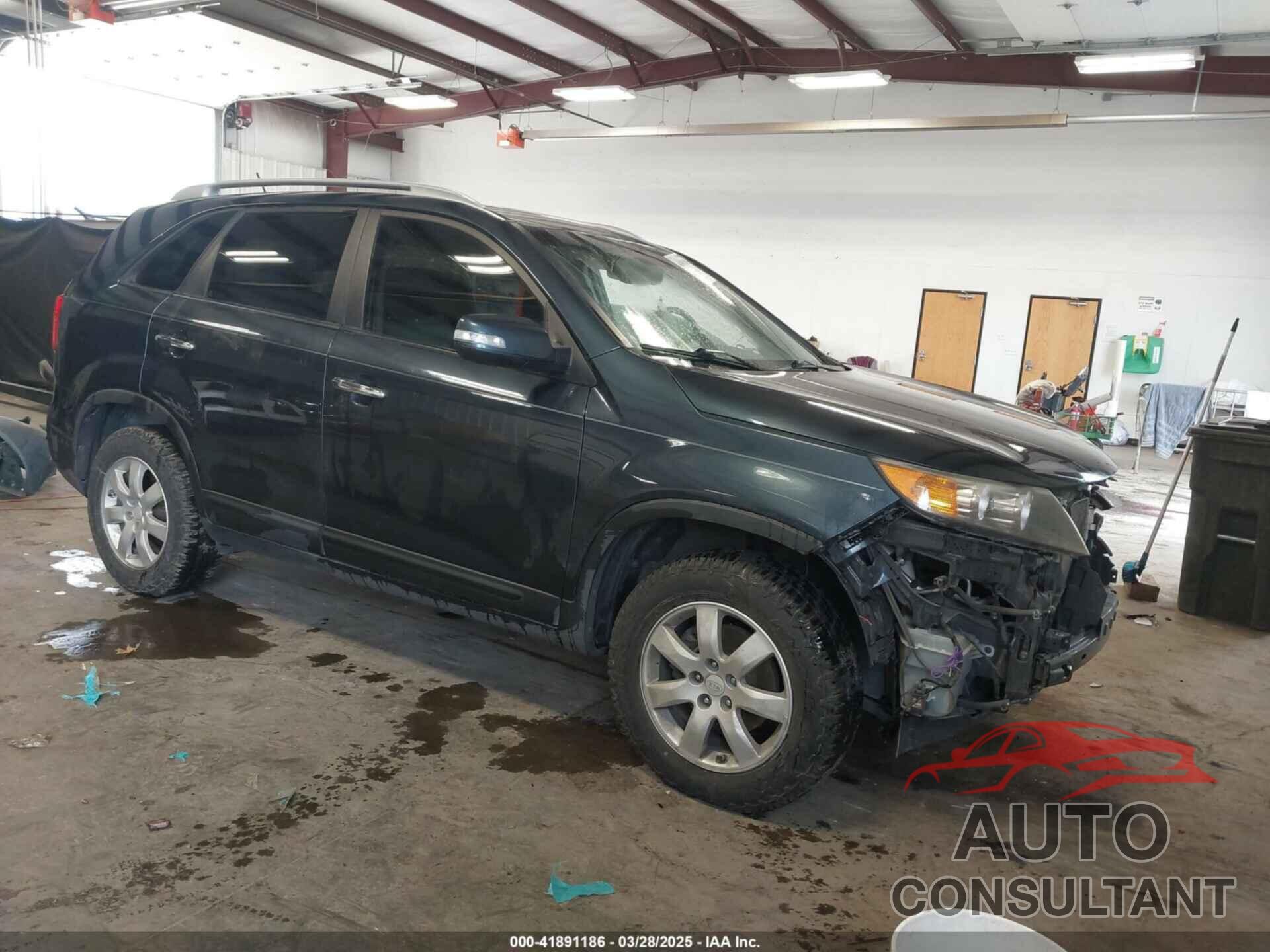 KIA SORENTO 2011 - 5XYKT4A12BG127151