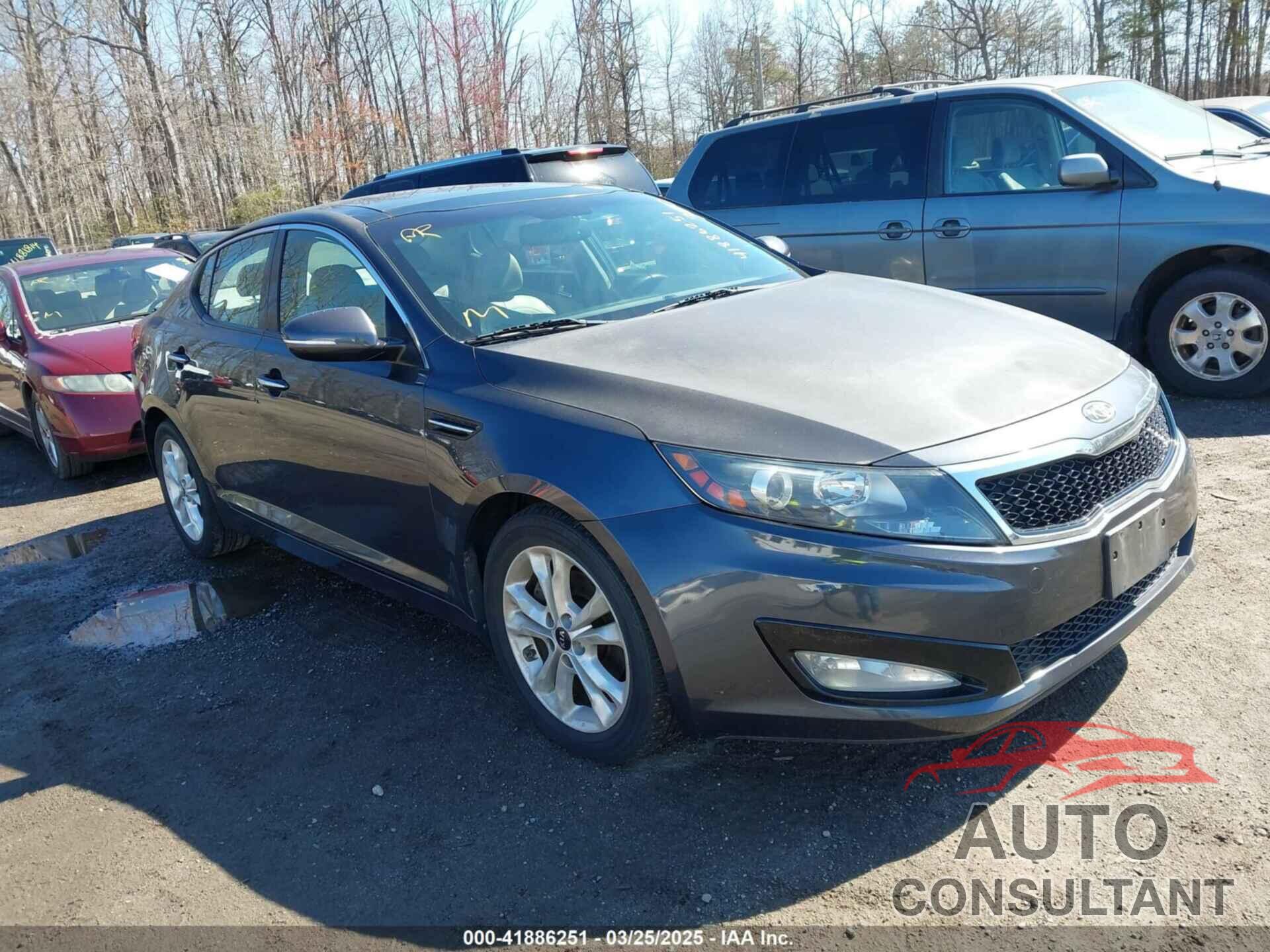 KIA OPTIMA 2011 - KNAGN4A77B5055020