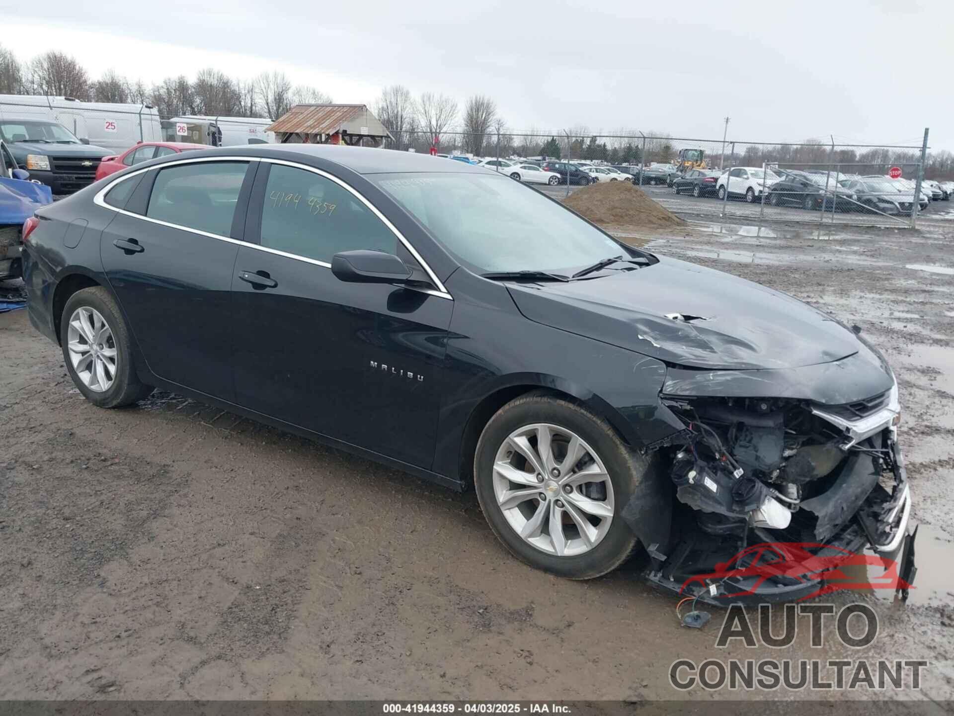 CHEVROLET MALIBU 2019 - 1G1ZD5ST3KF145719