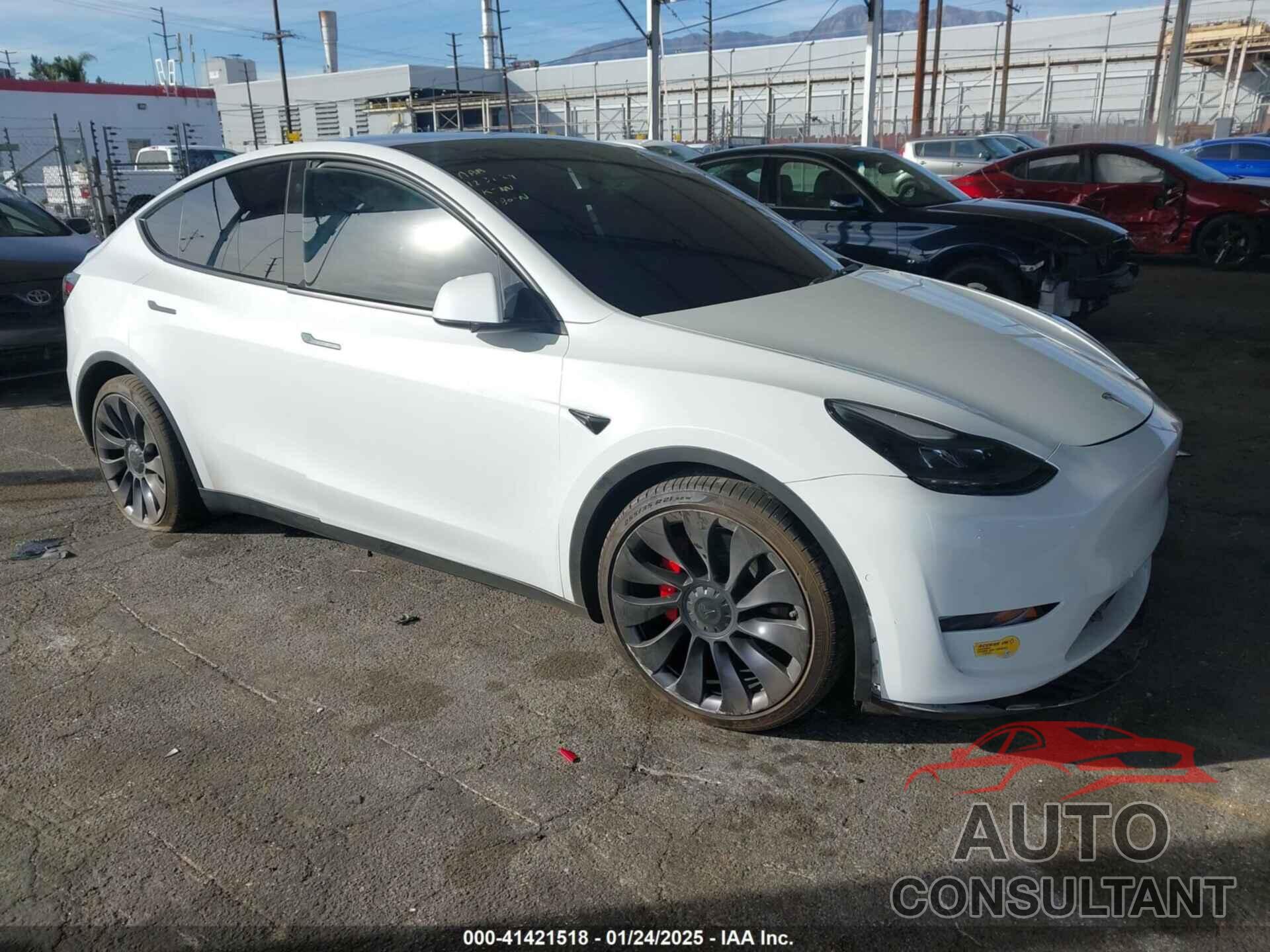 TESLA MODEL Y 2021 - 5YJYGDEF5MF277804